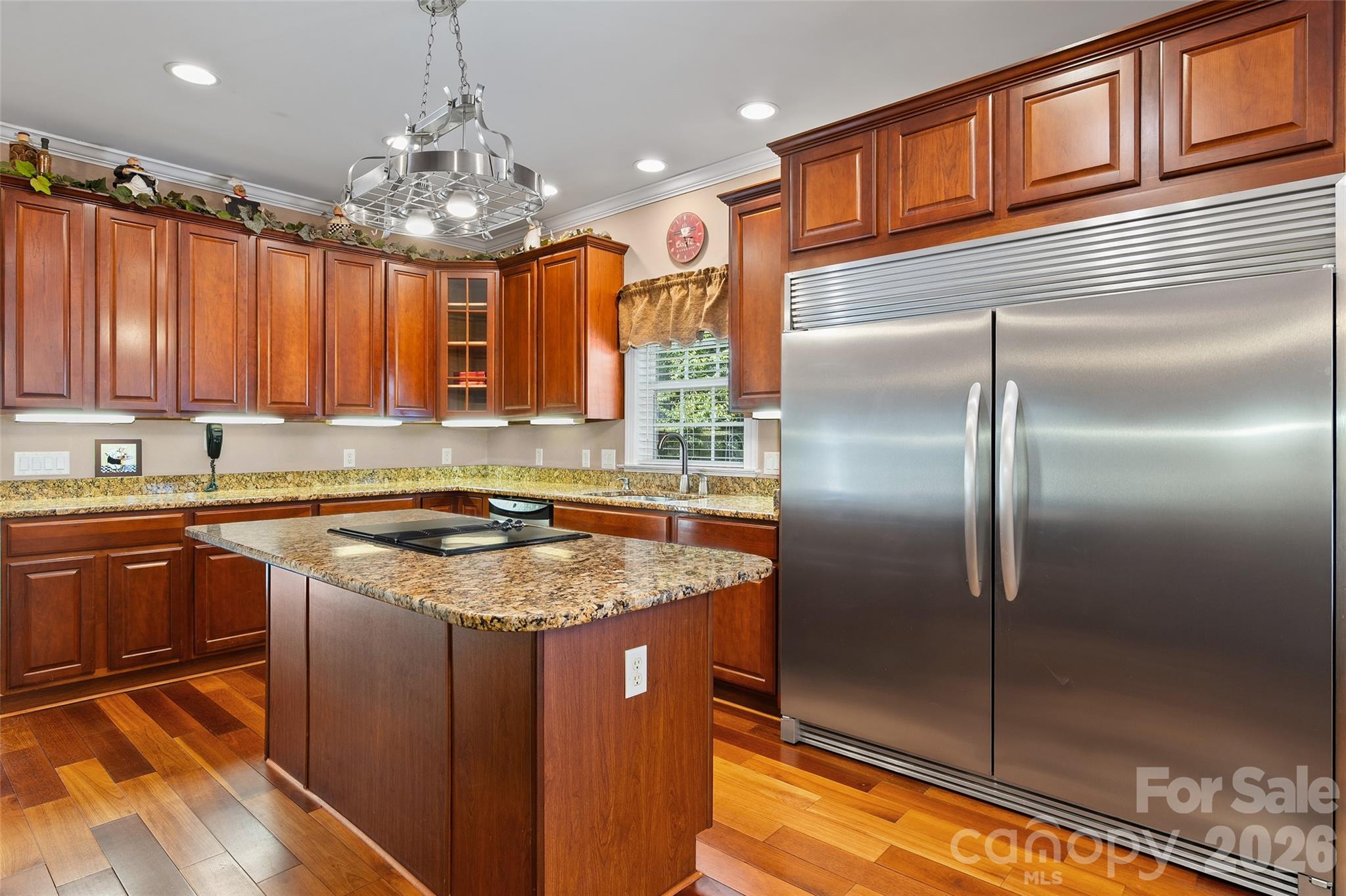 main property photo 12