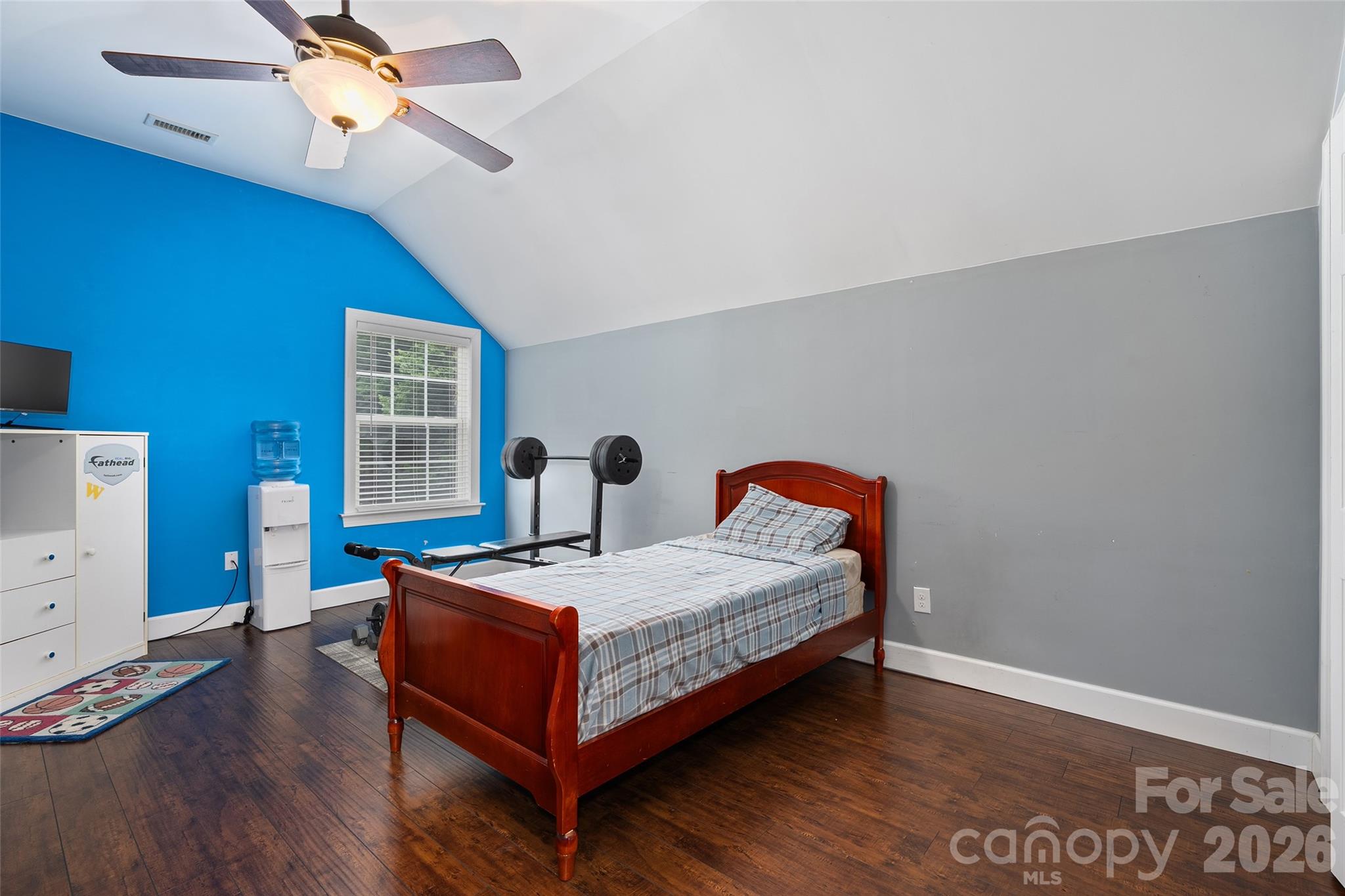 main property photo 36