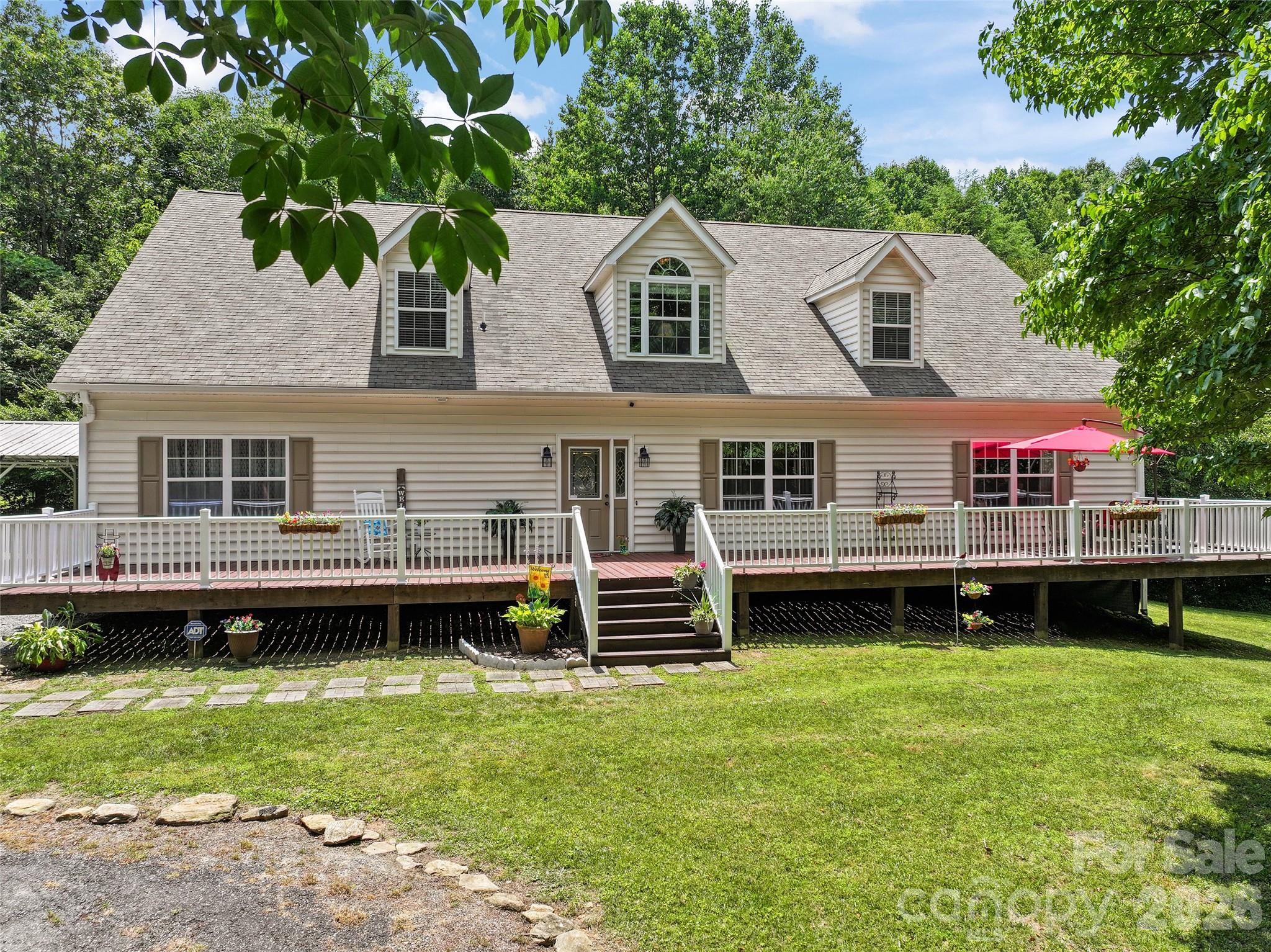 main property photo 5