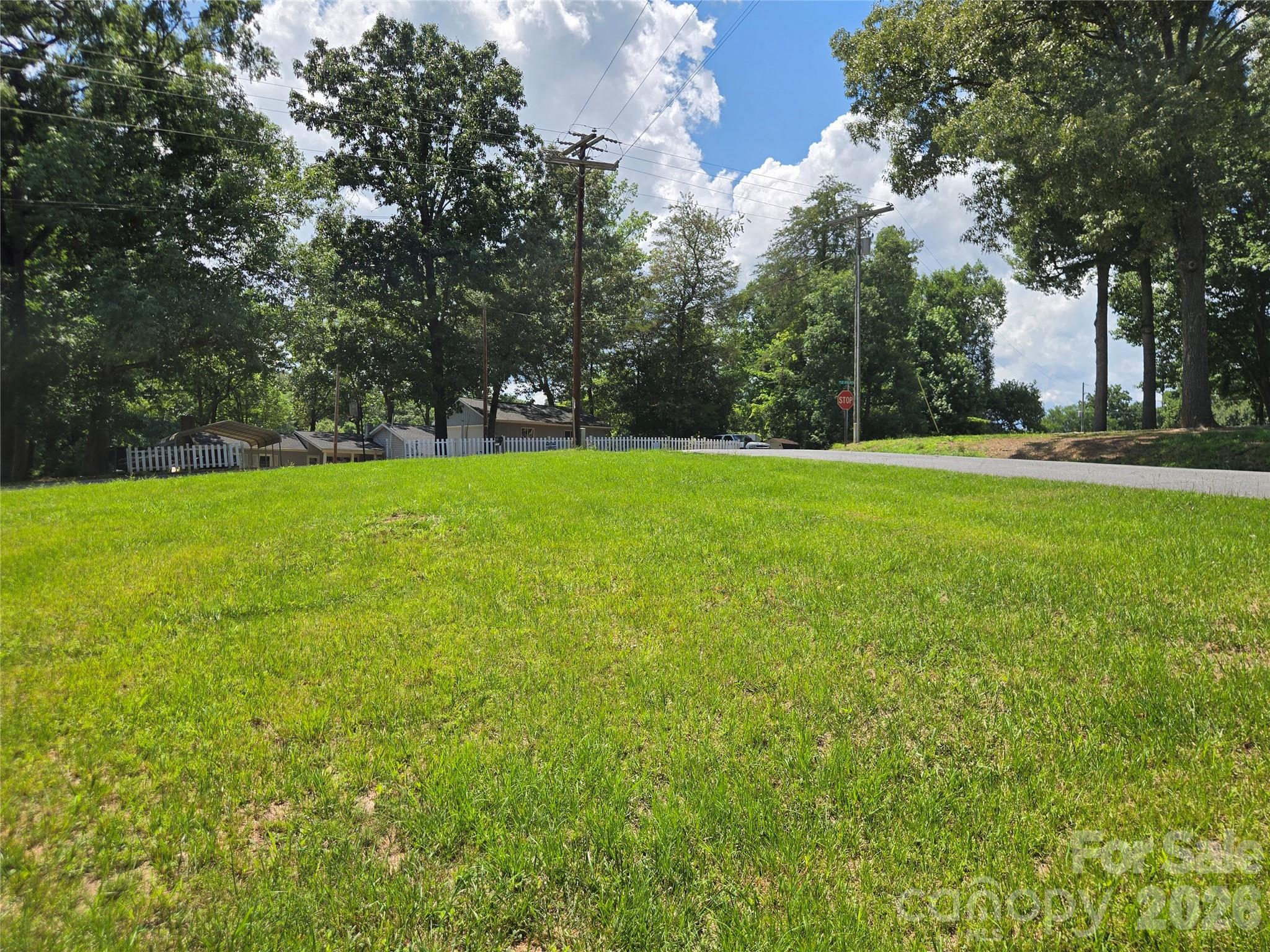 main property photo 18