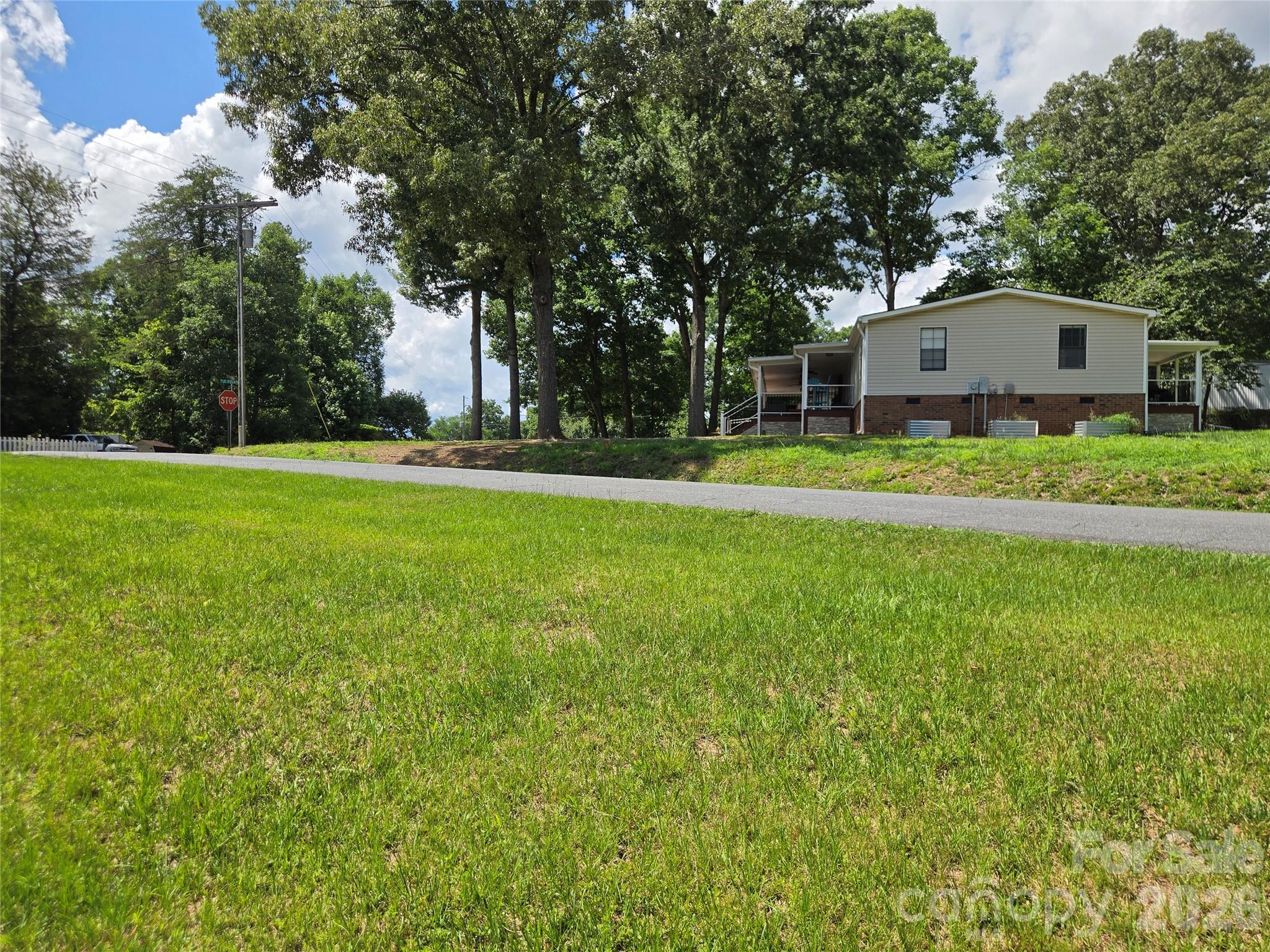 main property photo 19