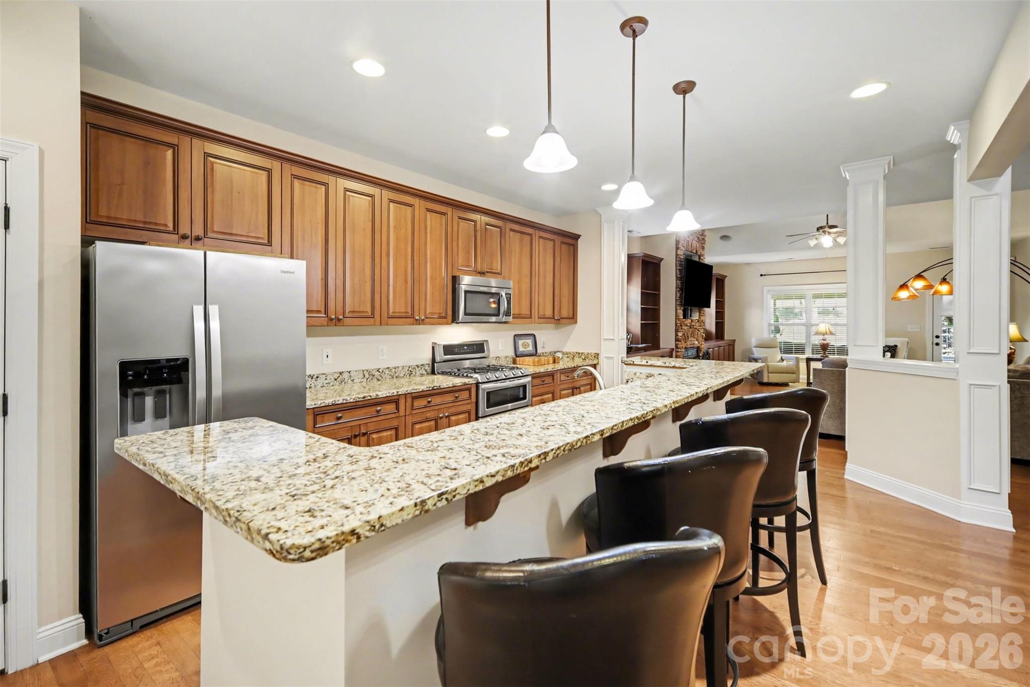 main property photo 13