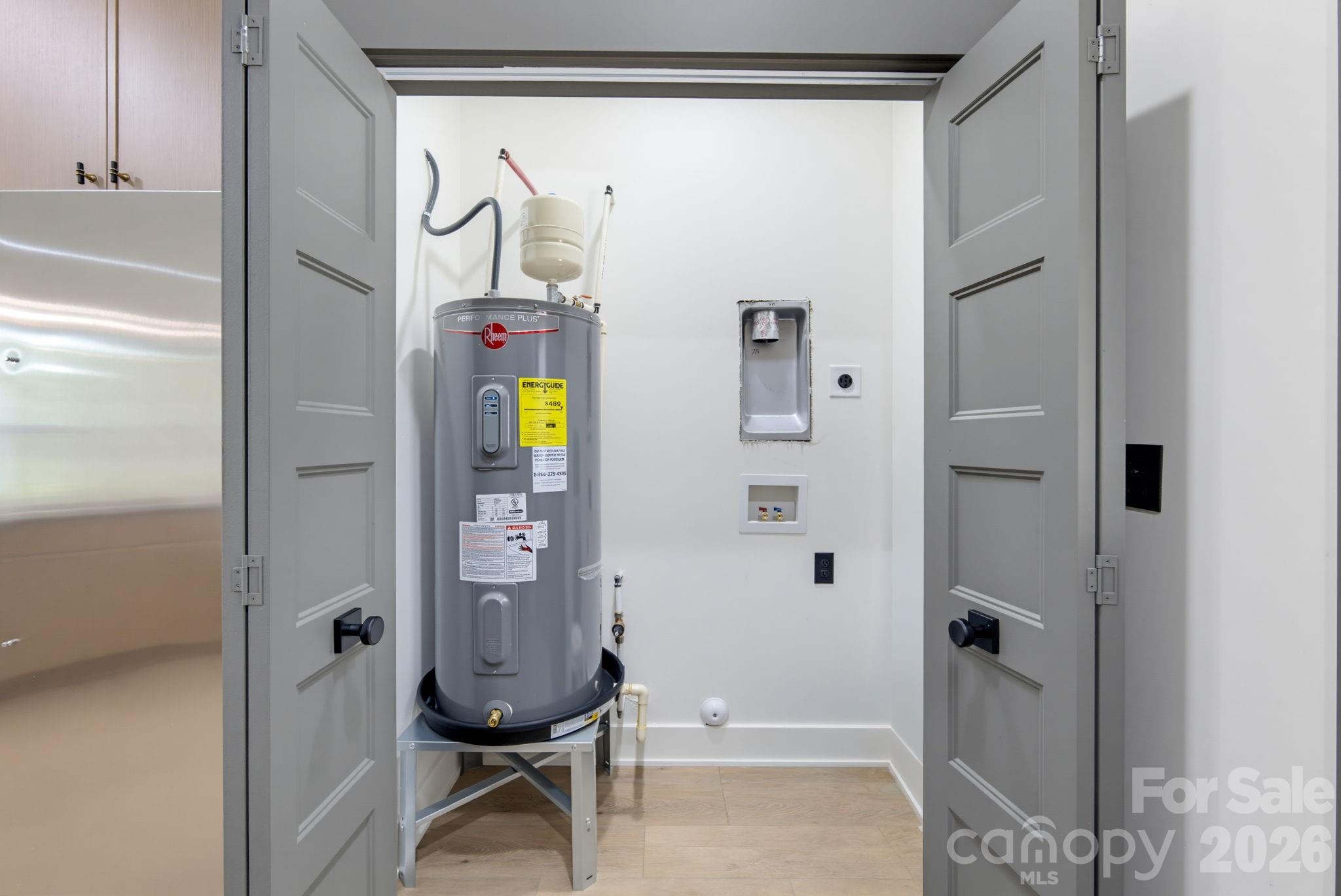 main property photo 16