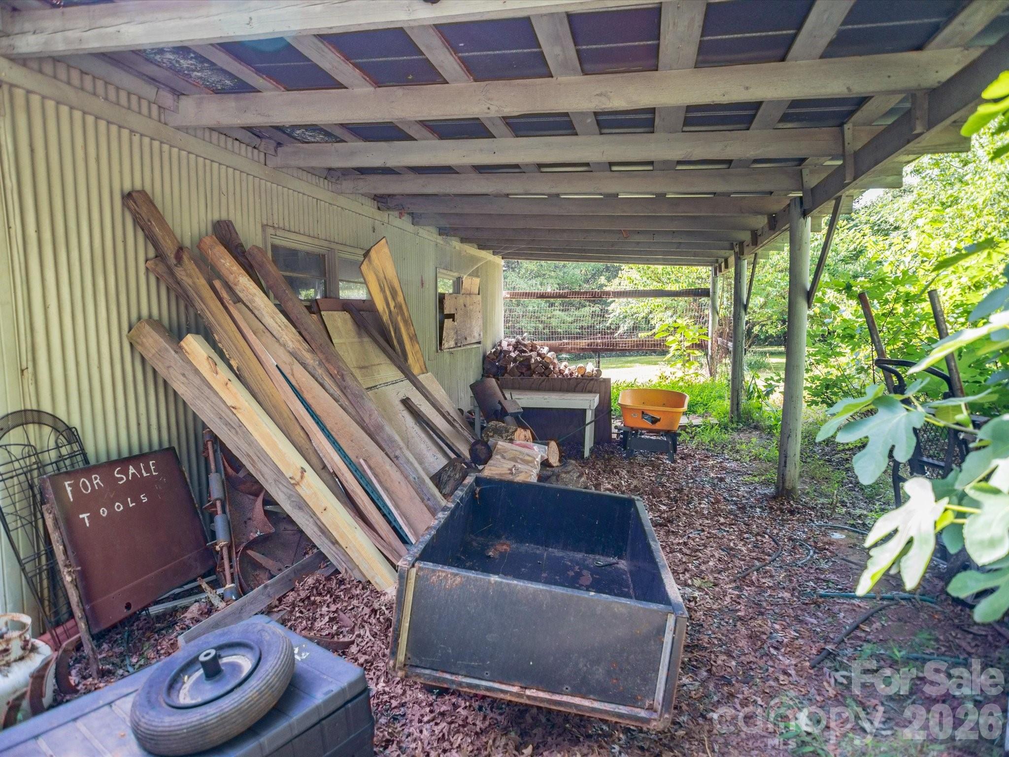 main property photo 32