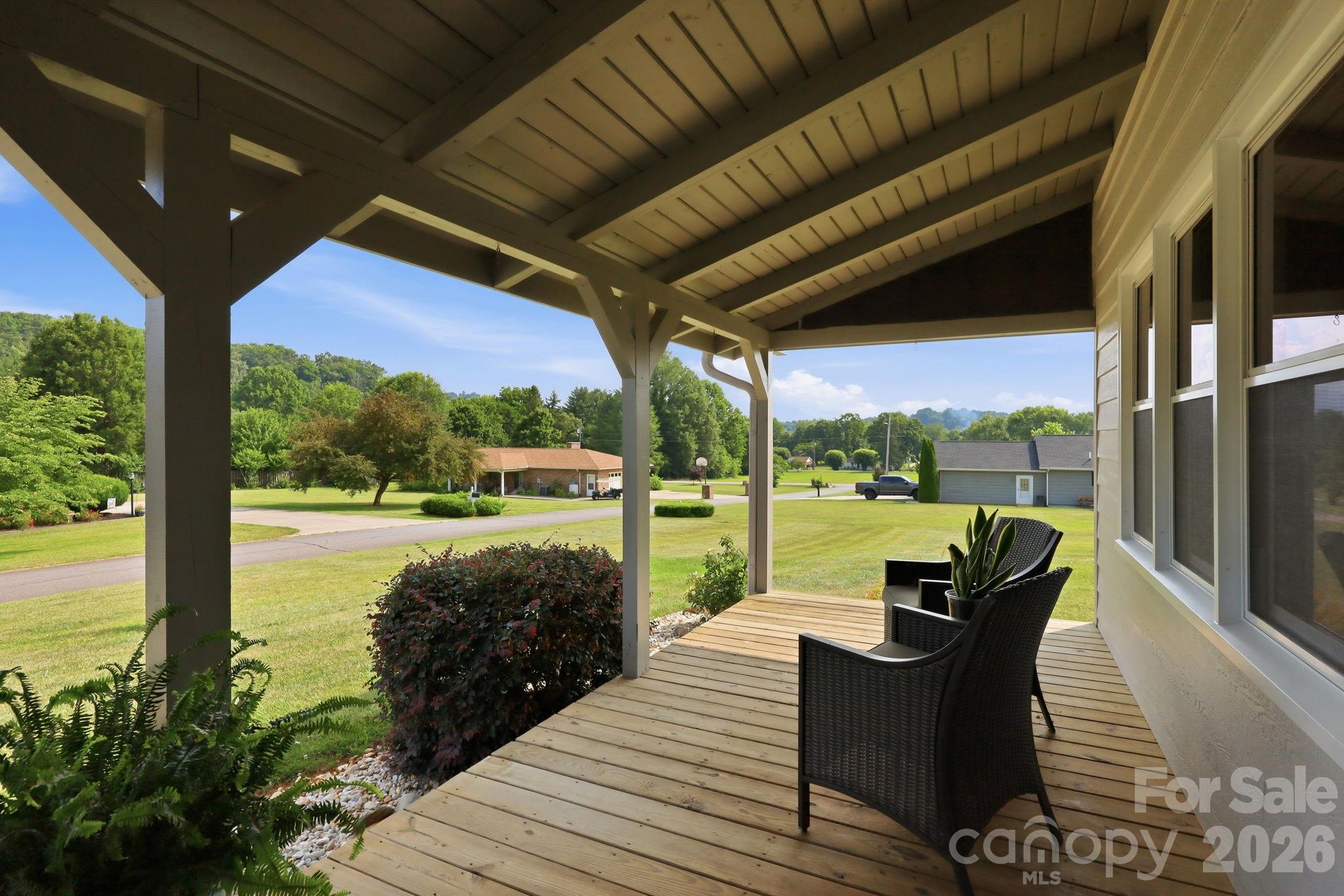 main property photo 27