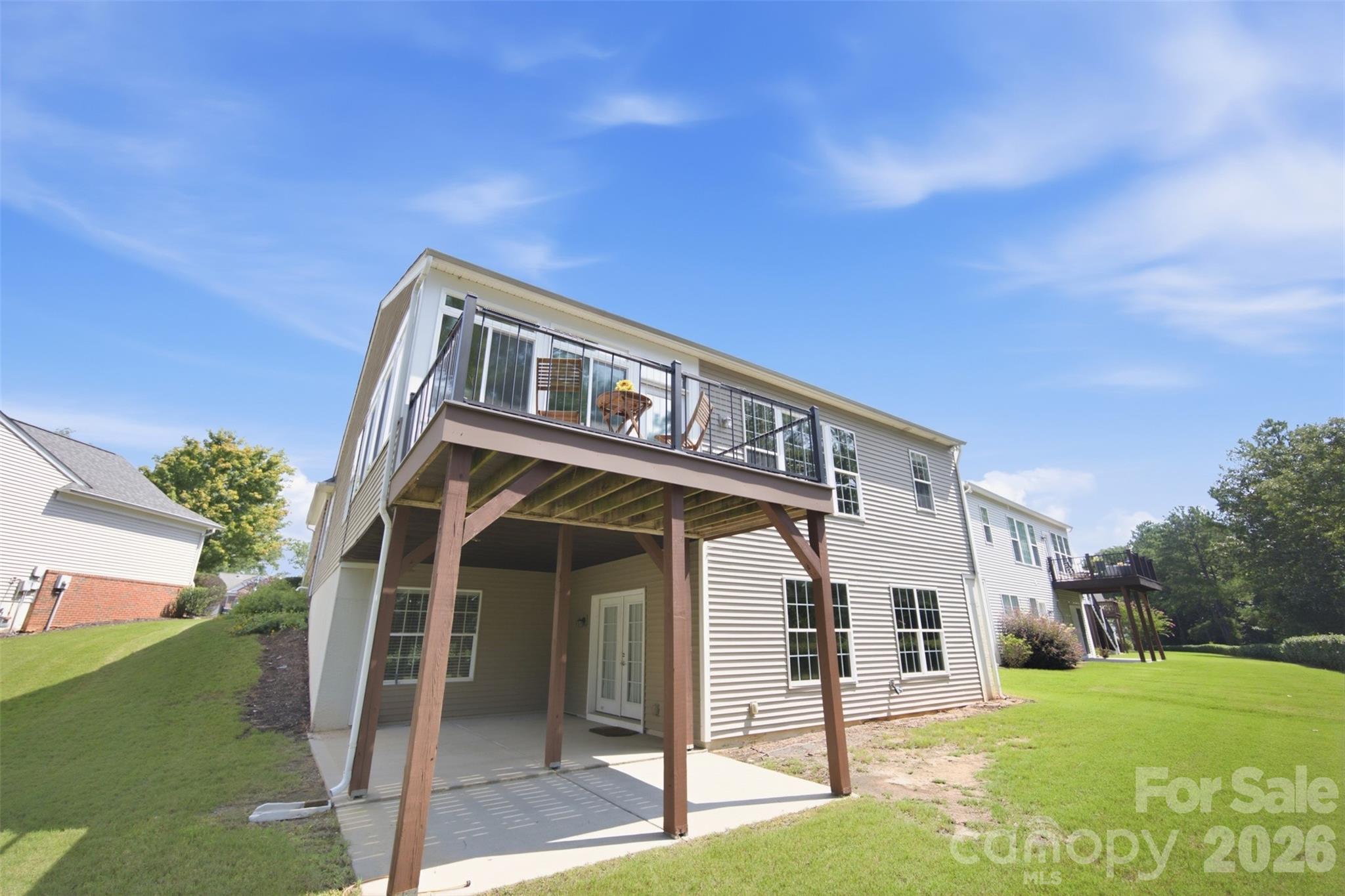main property photo 24
