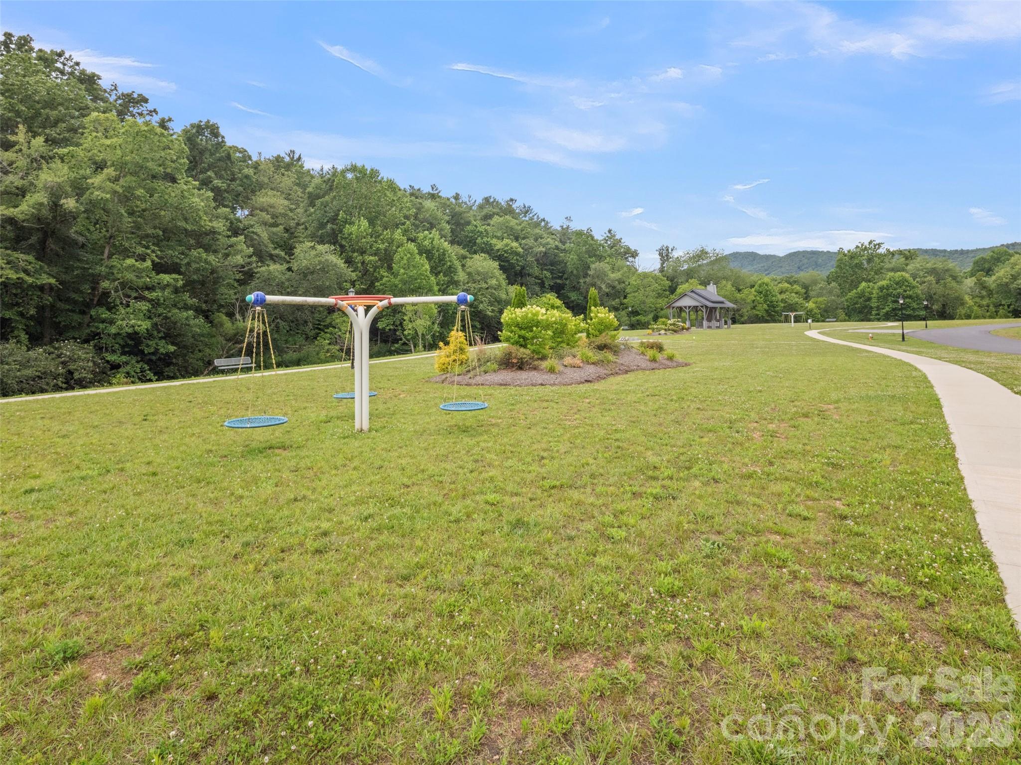 main property photo 45