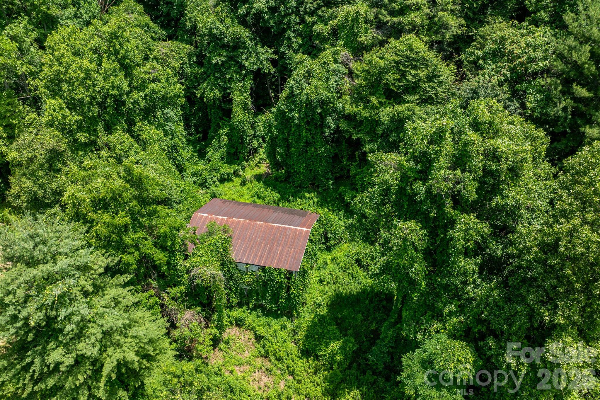 main property photo 7