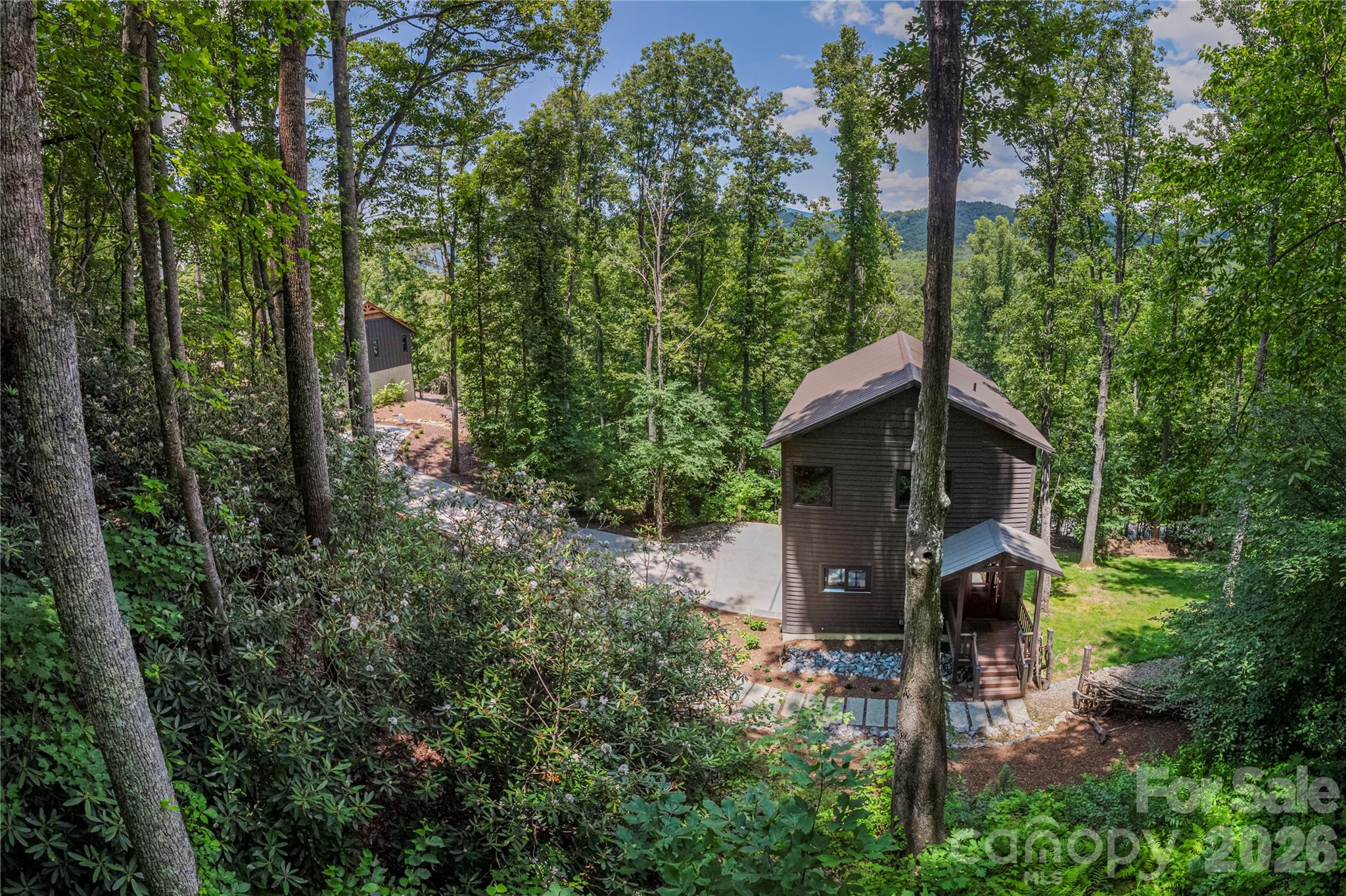 main property photo 34