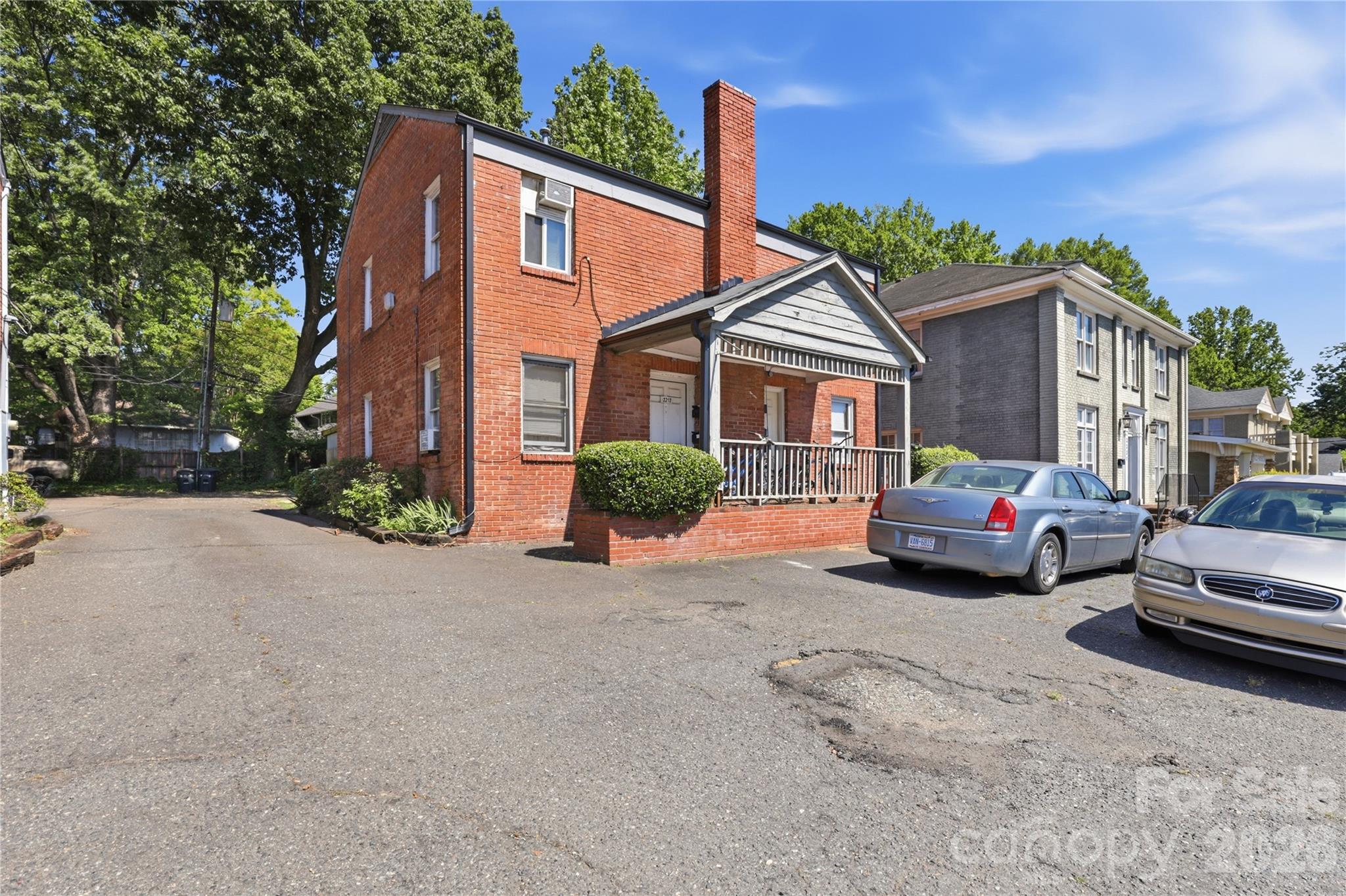 main property photo 12
