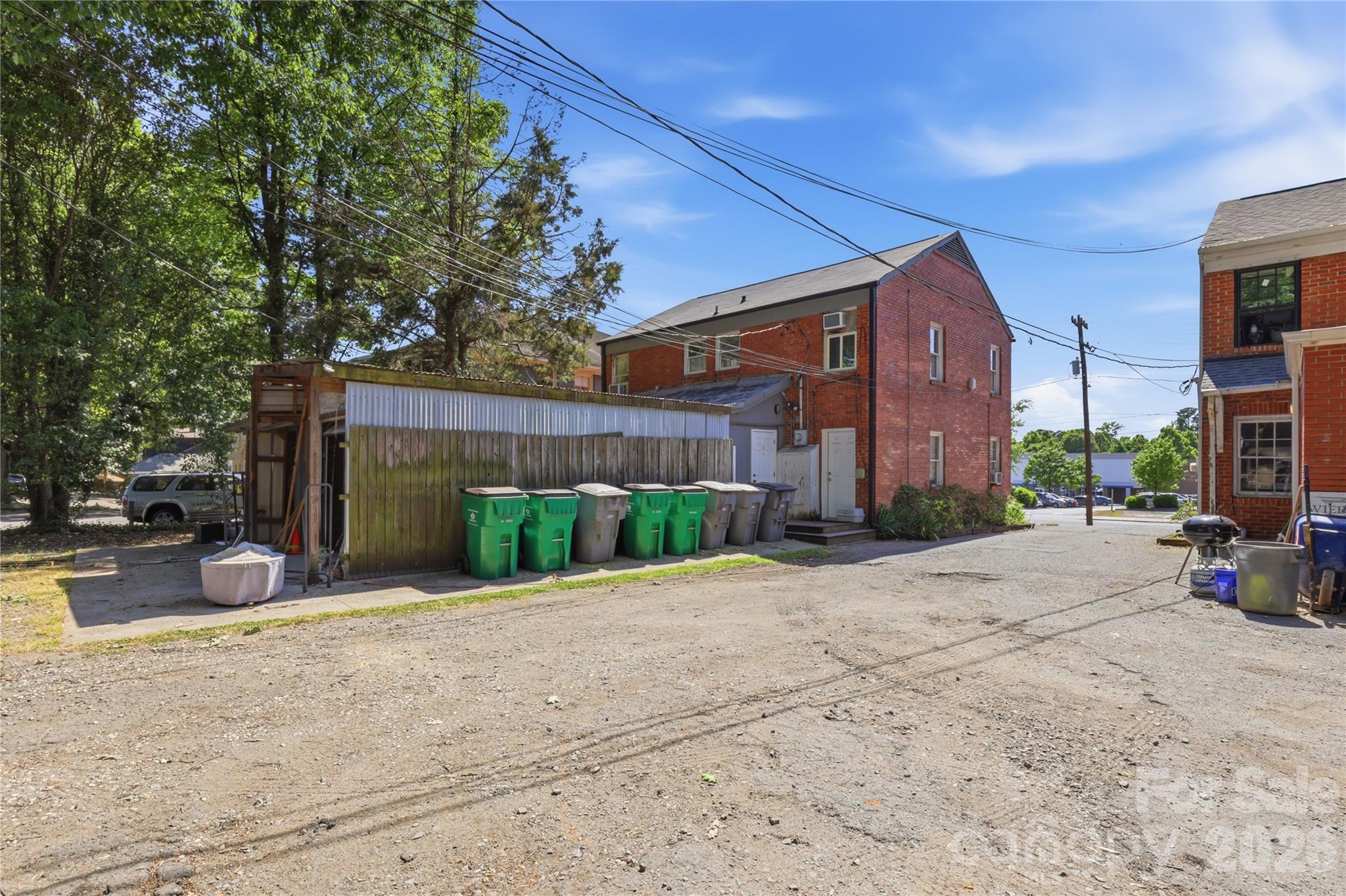 main property photo 15