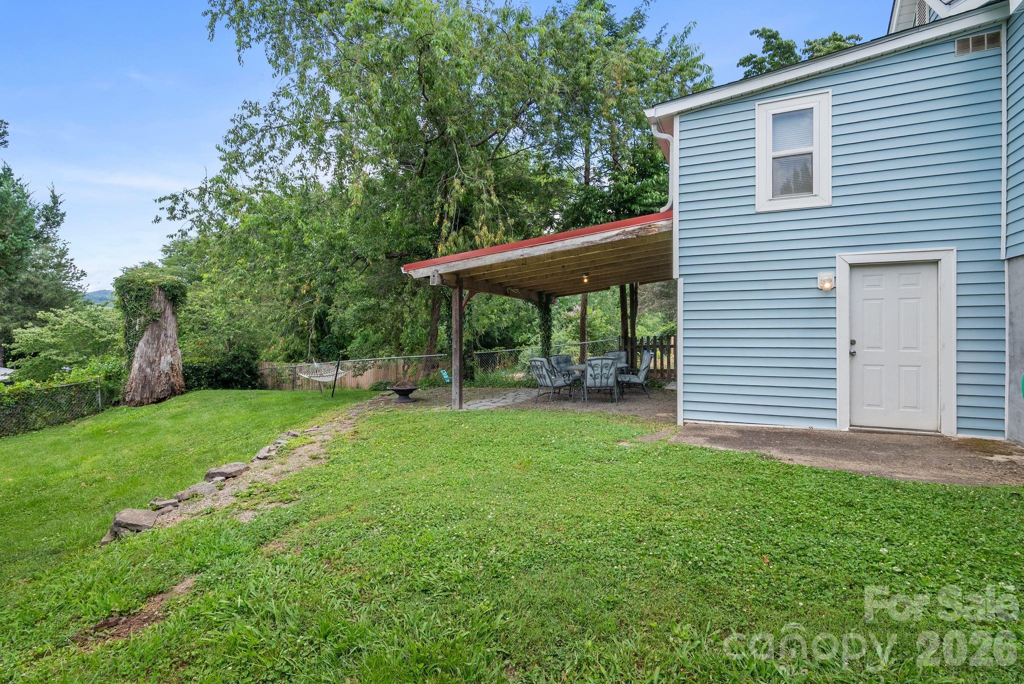 main property photo 25