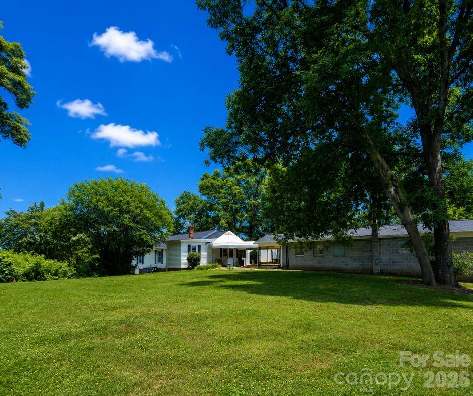 main property photo 3