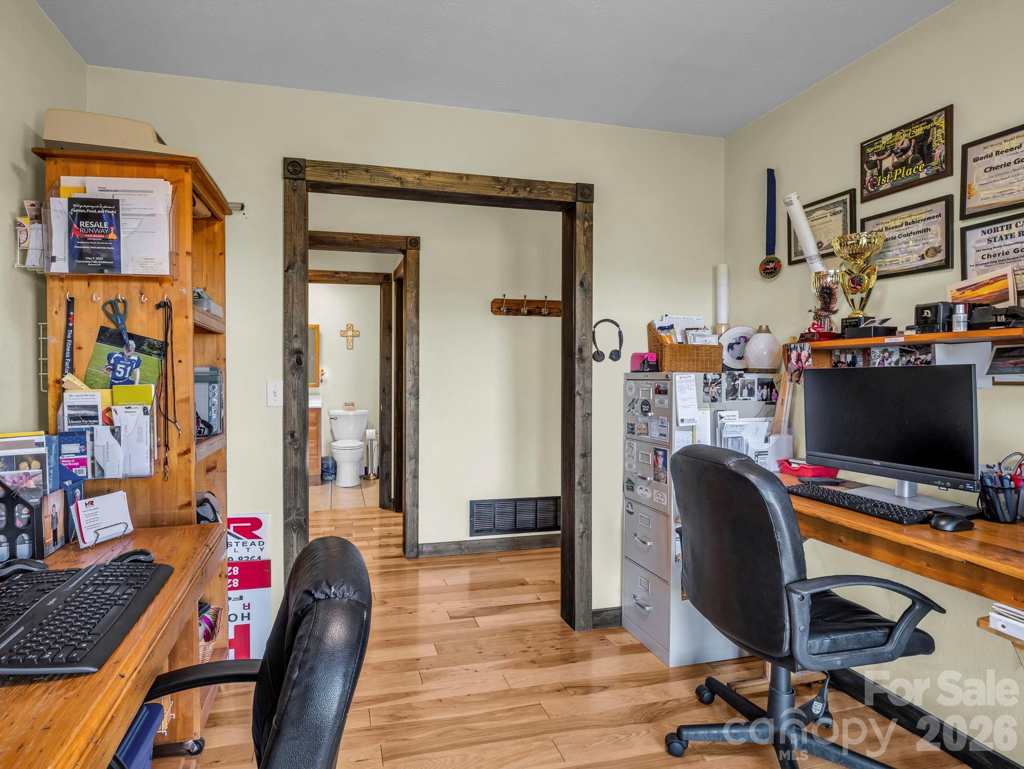 main property photo 27