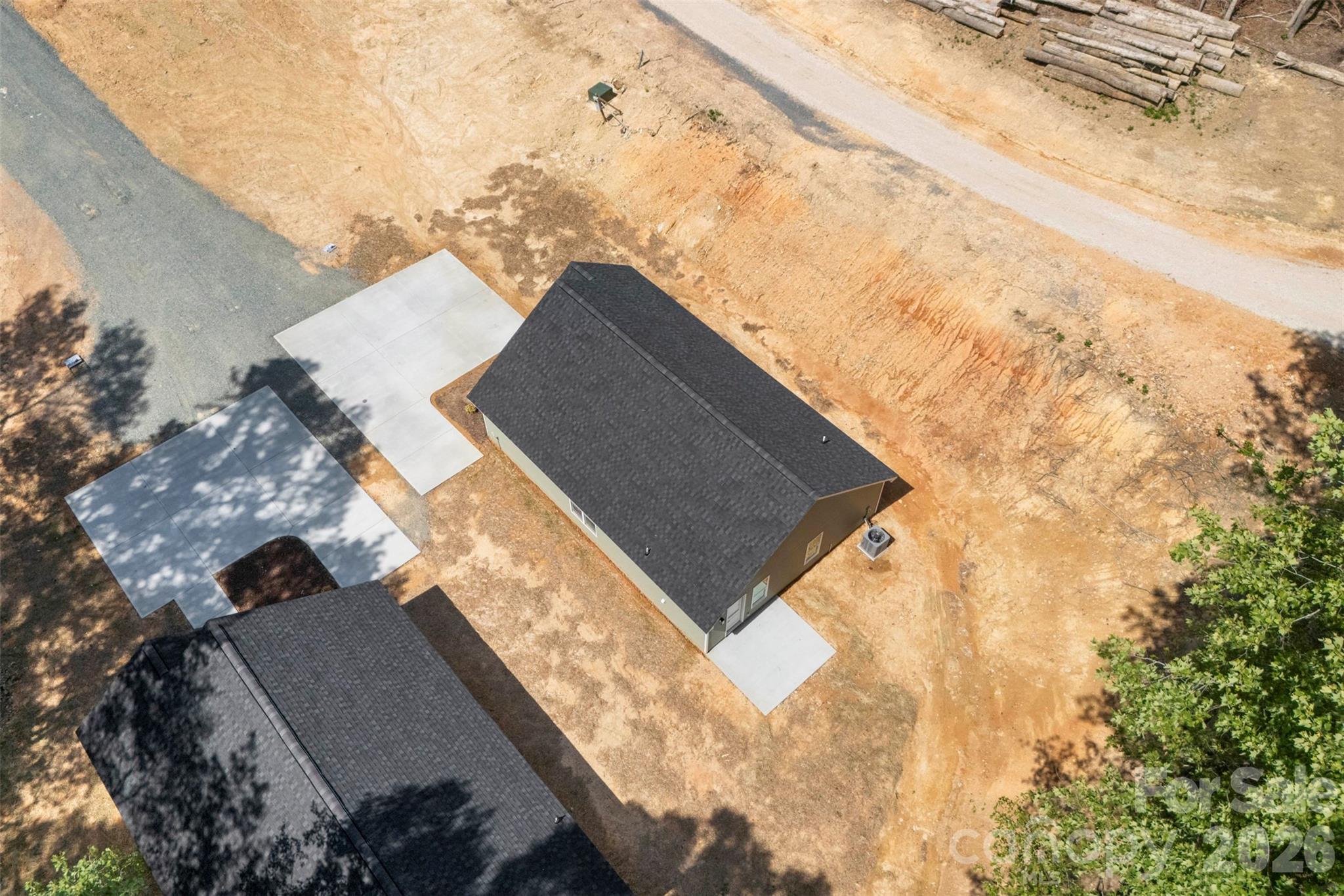 main property photo 33