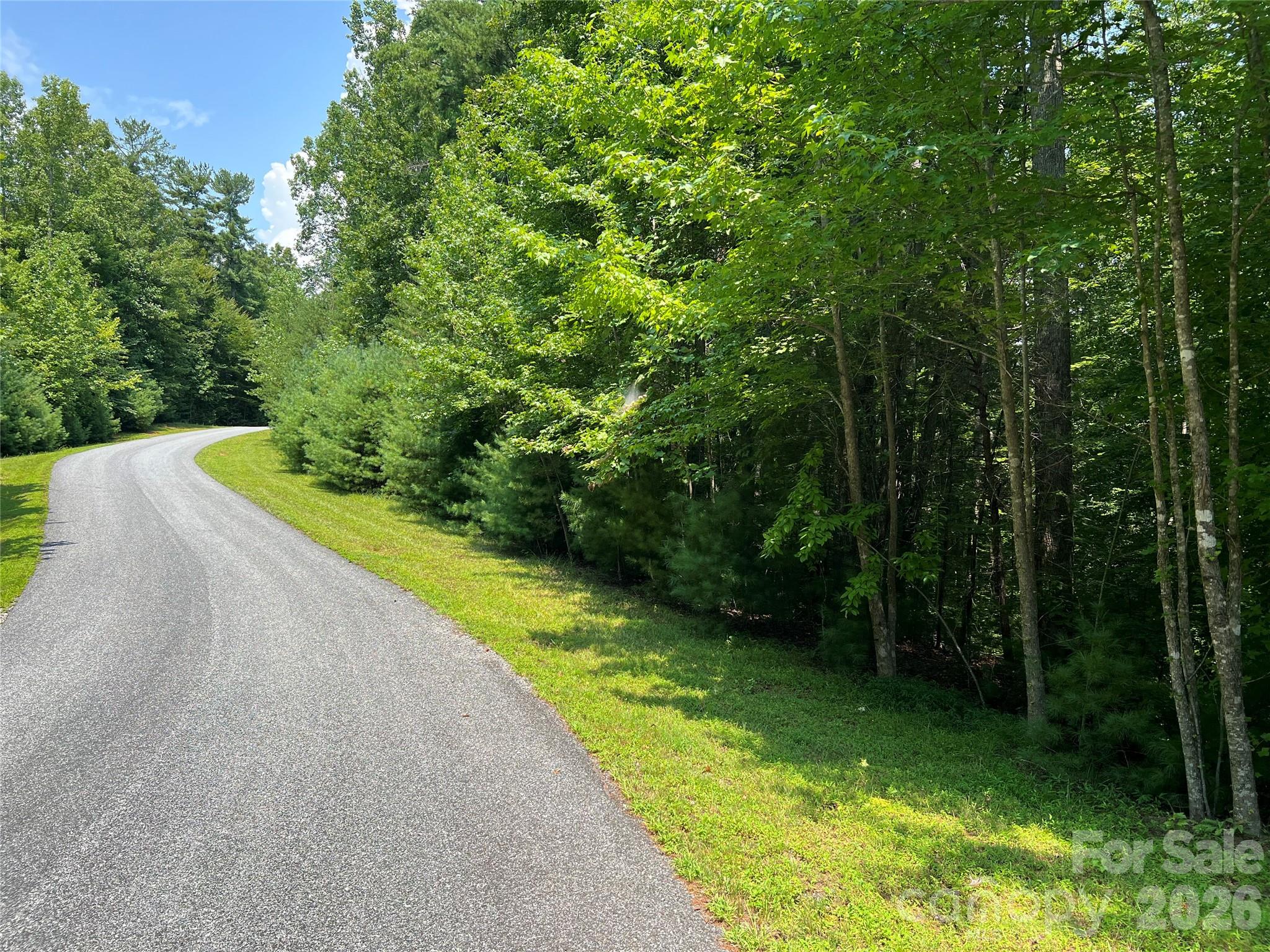 main property photo 11