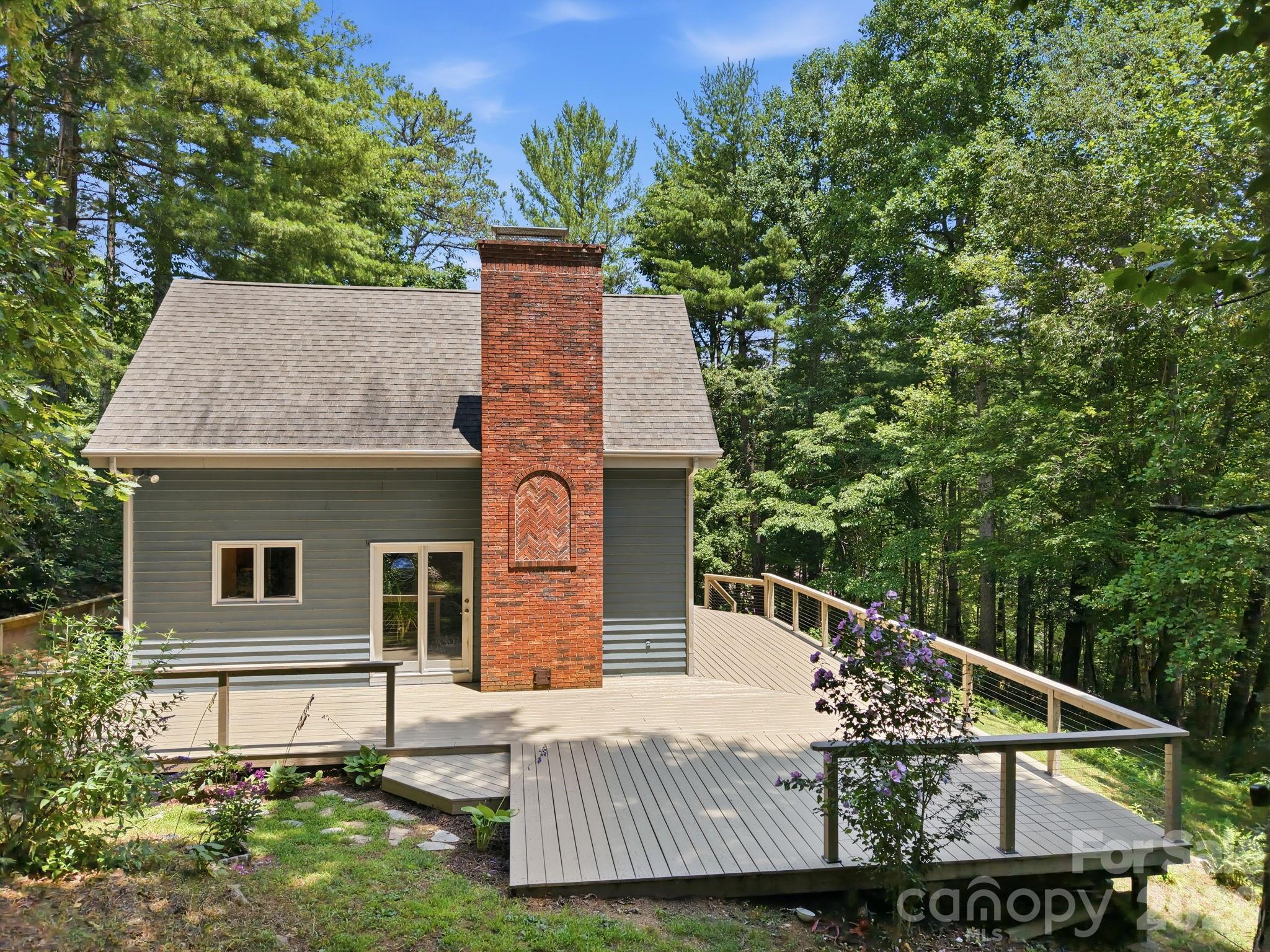main property photo 33