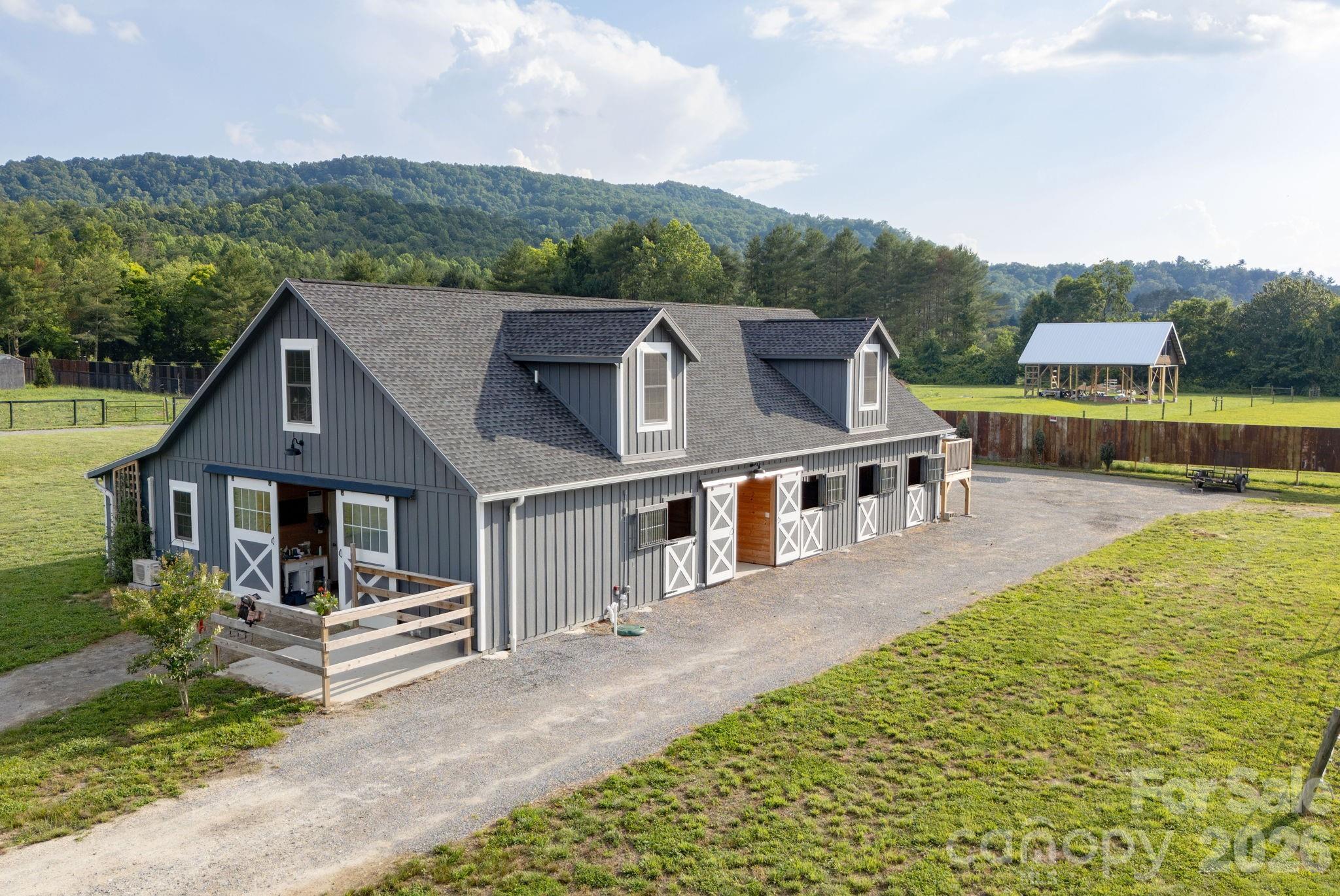 main property photo 7