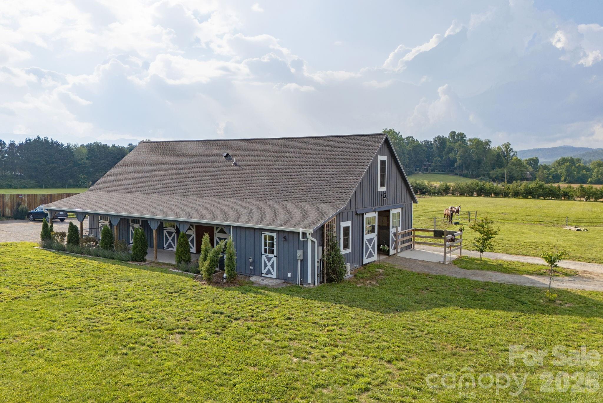 main property photo 9