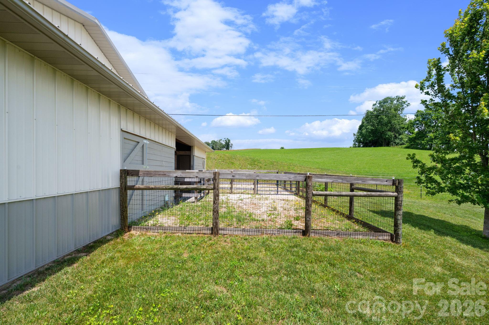 main property photo 24