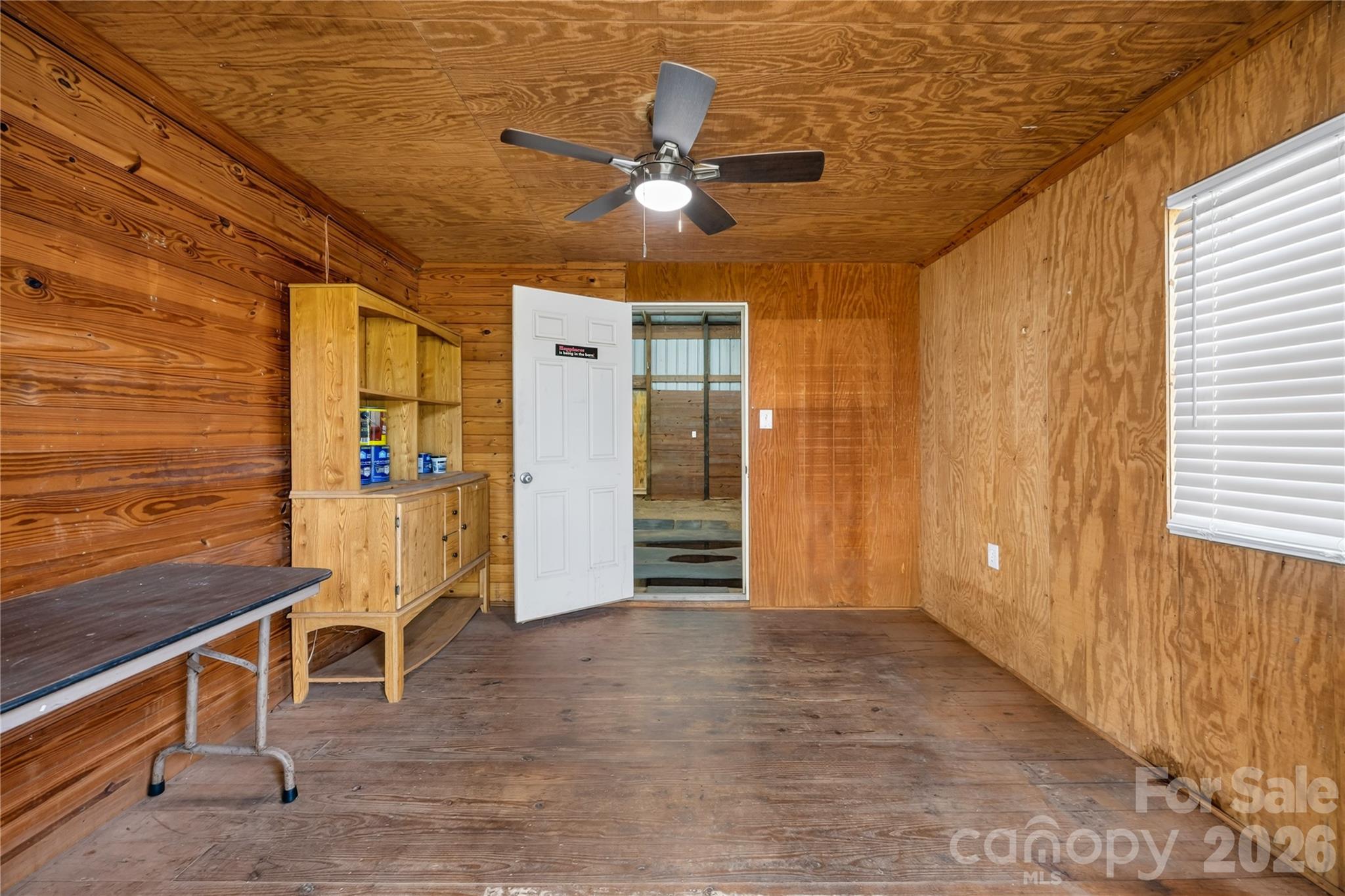 main property photo 45