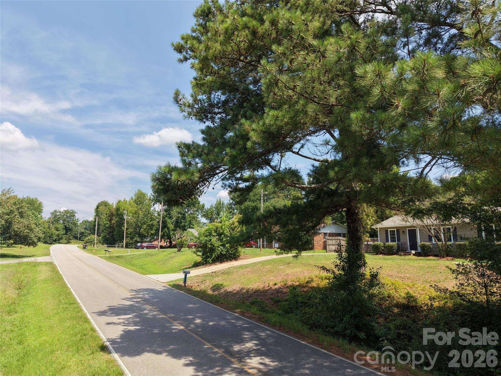 main property photo 30
