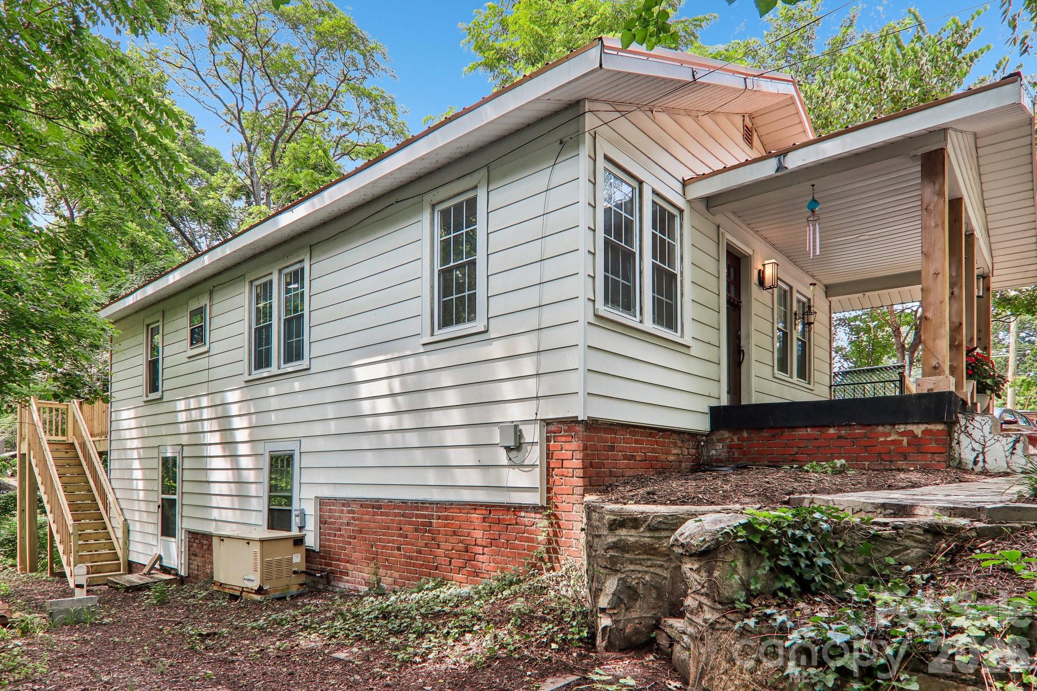 main property photo 38