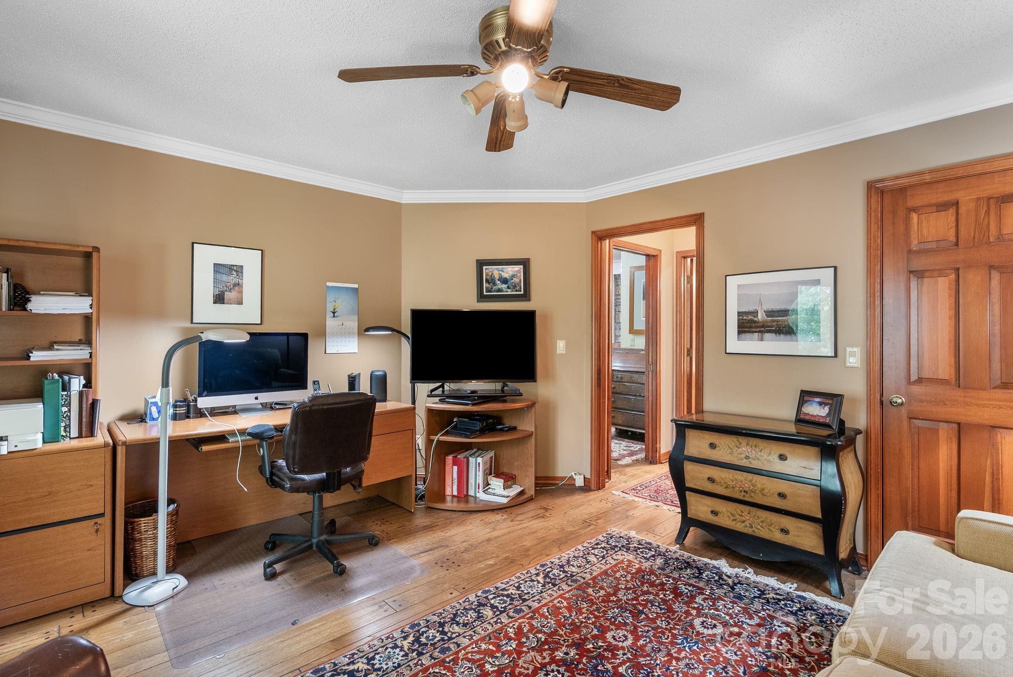main property photo 24