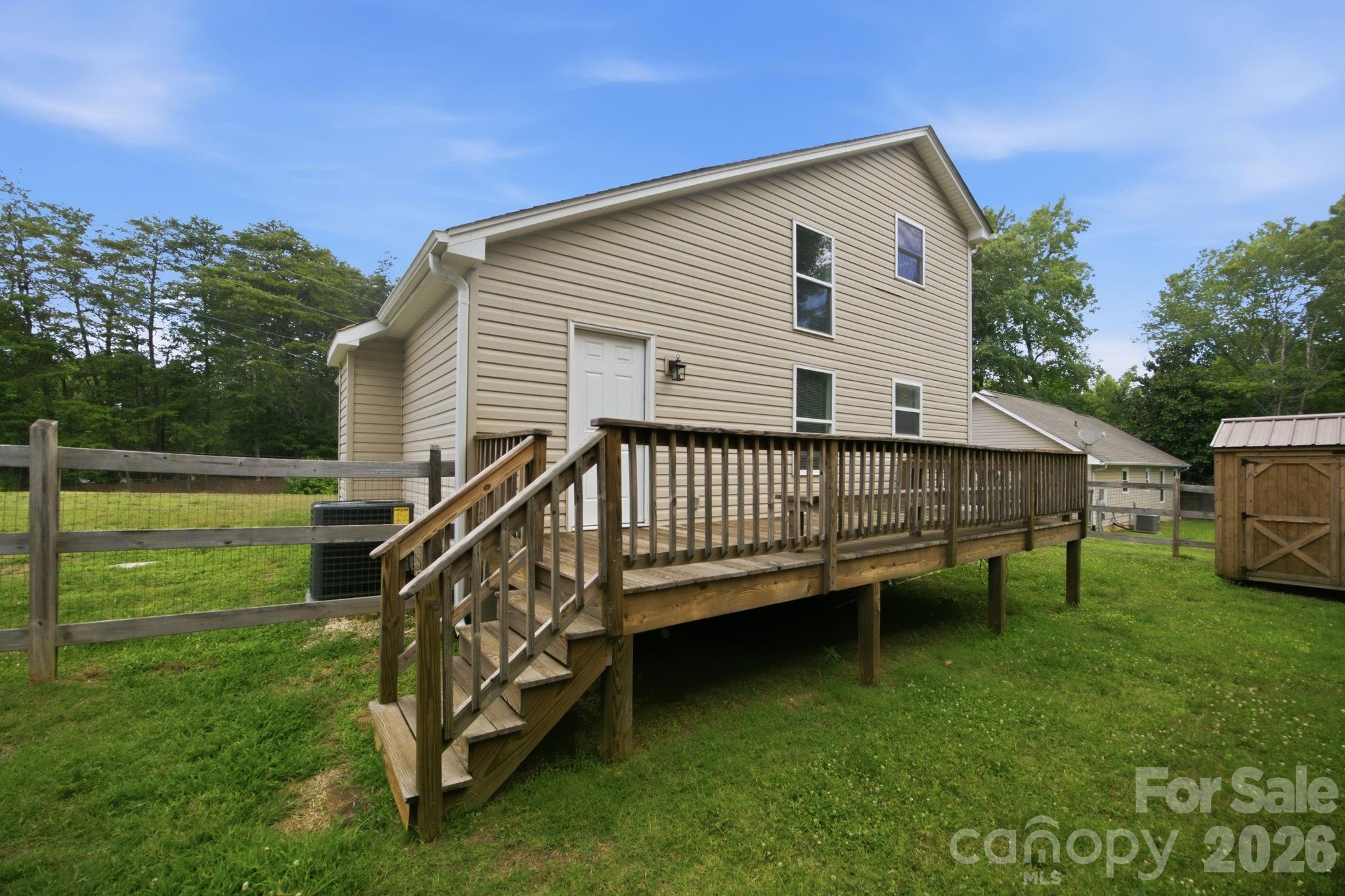 main property photo 27