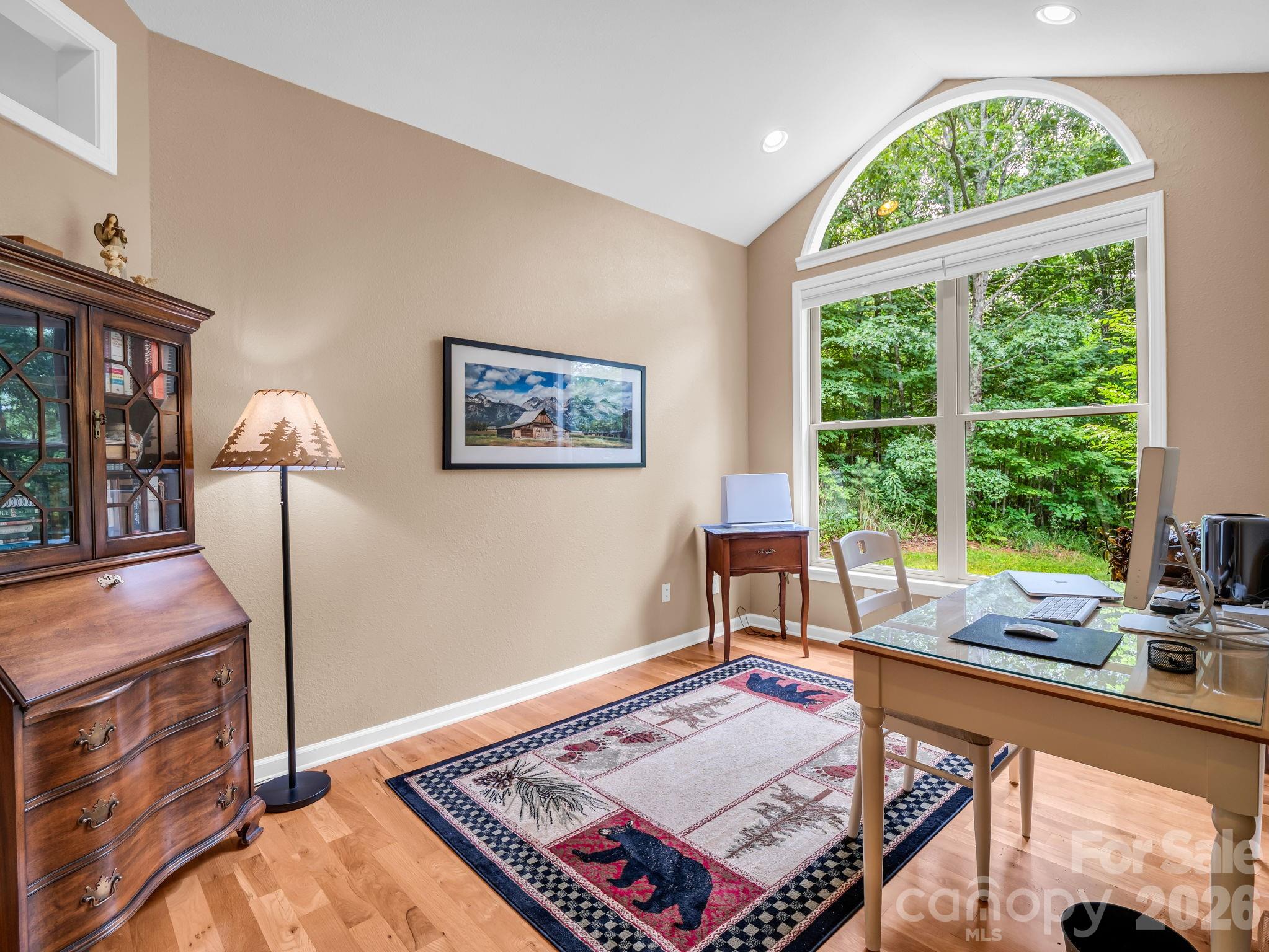 main property photo 26