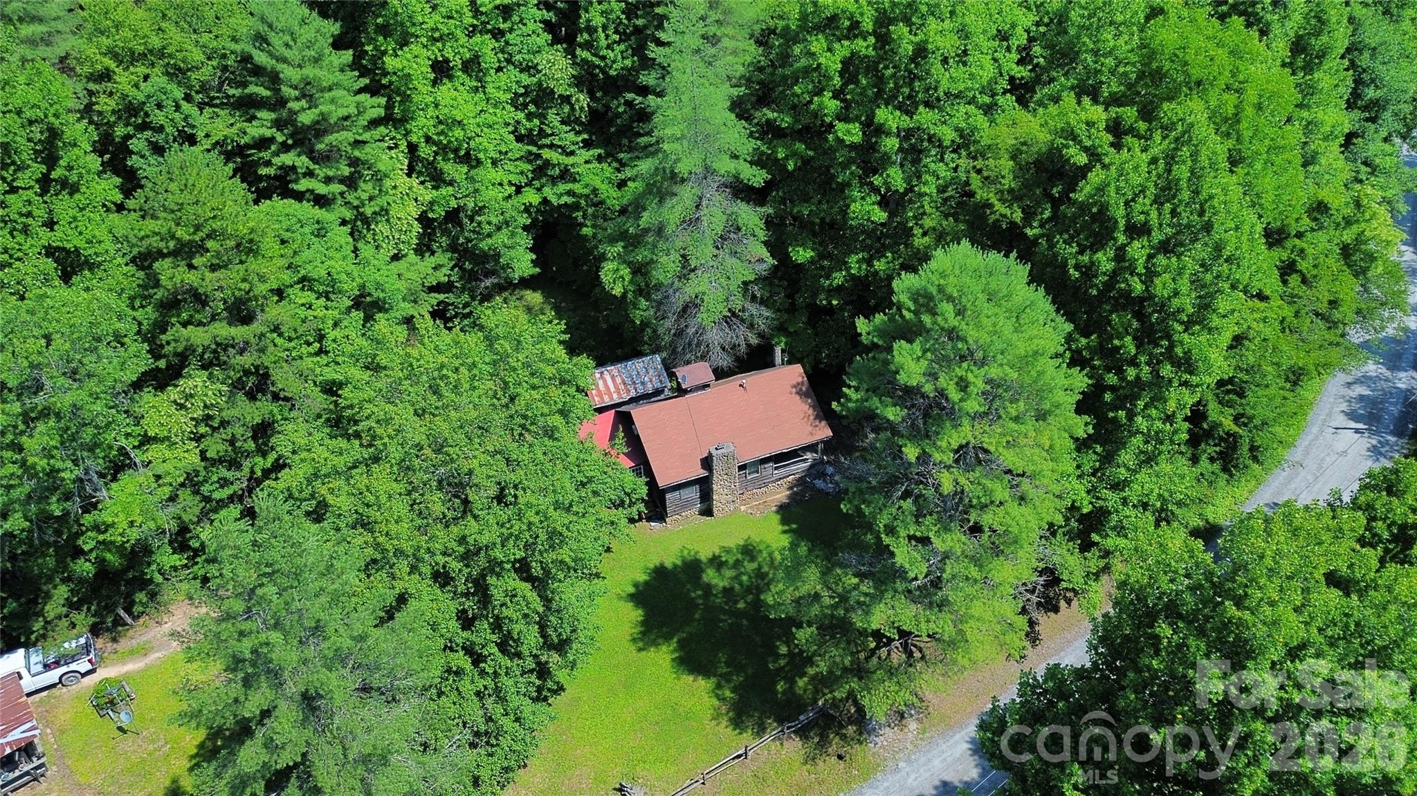 main property photo 4