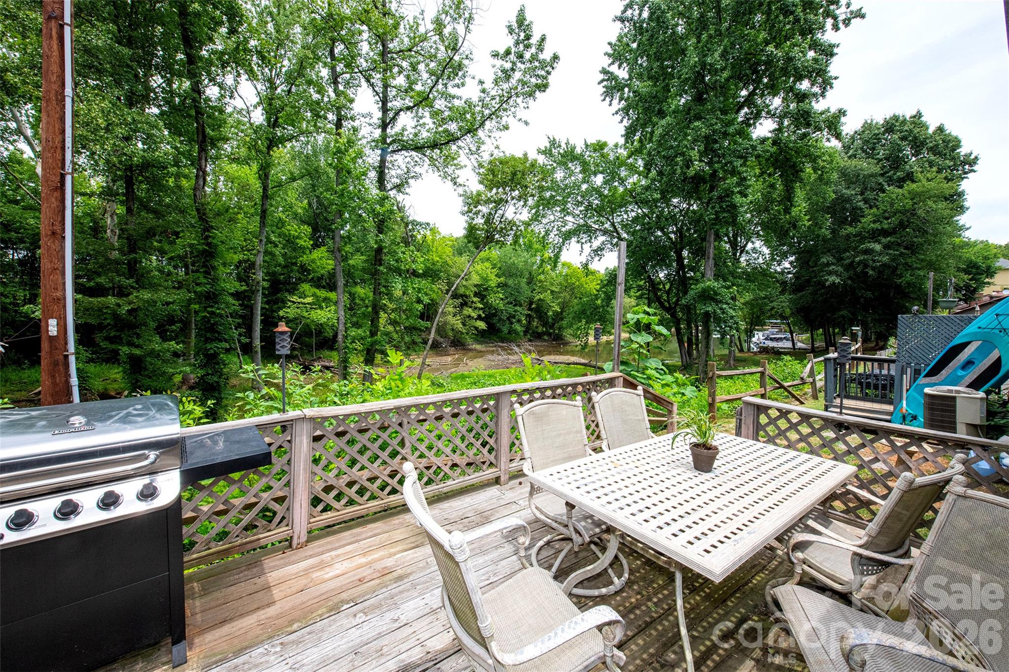 main property photo 23