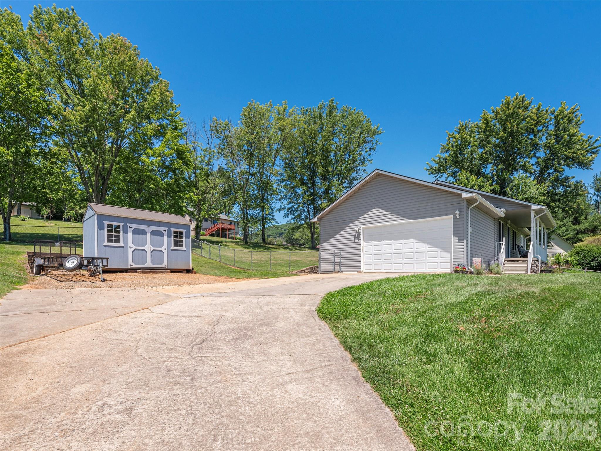 main property photo 24