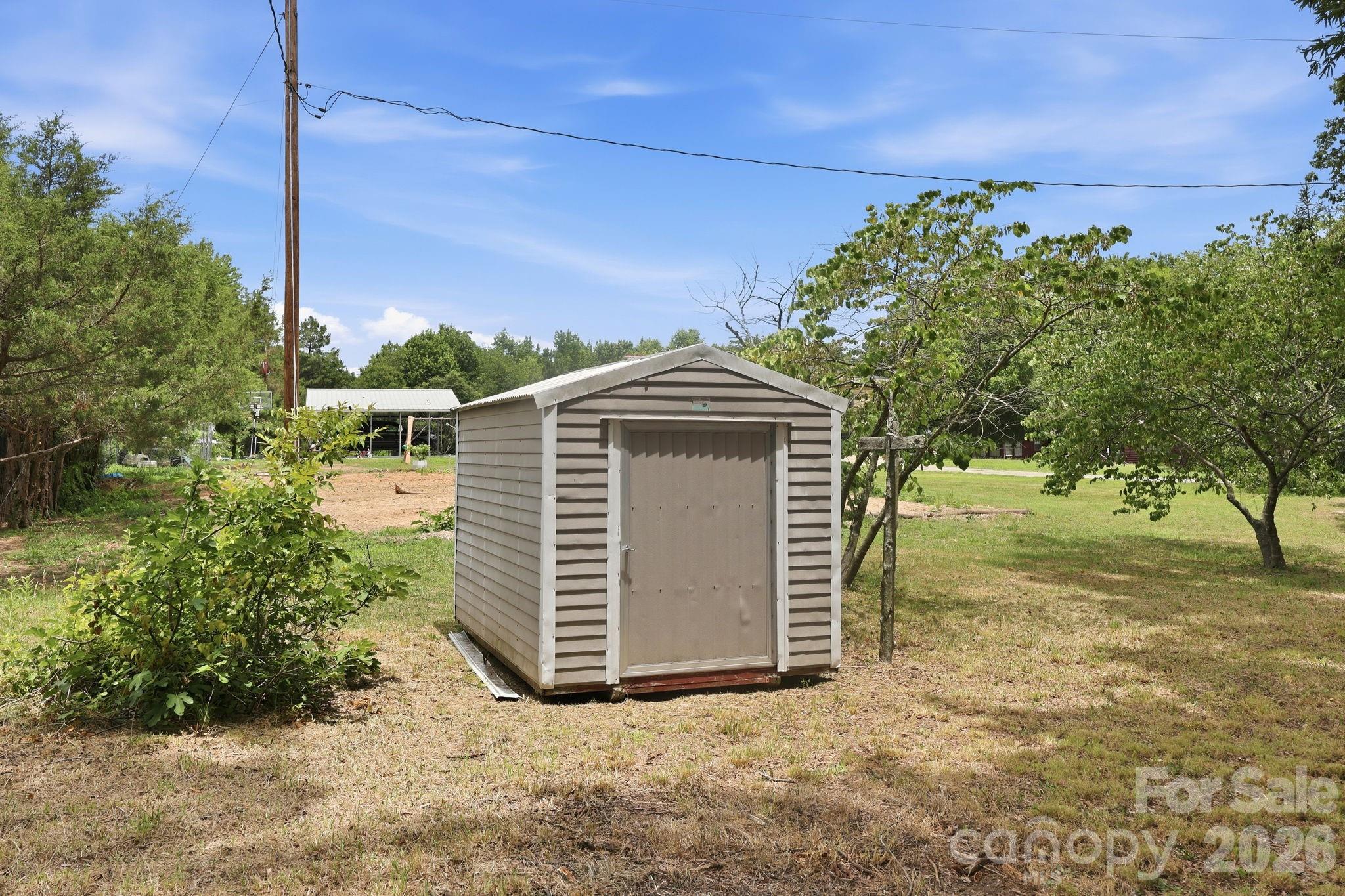 main property photo 38