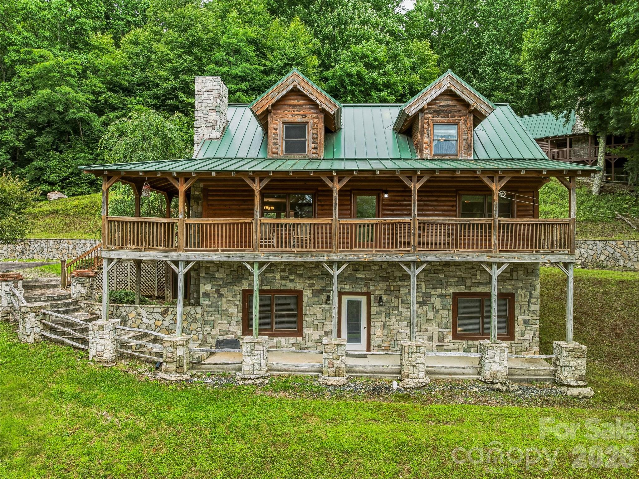 main property photo 5