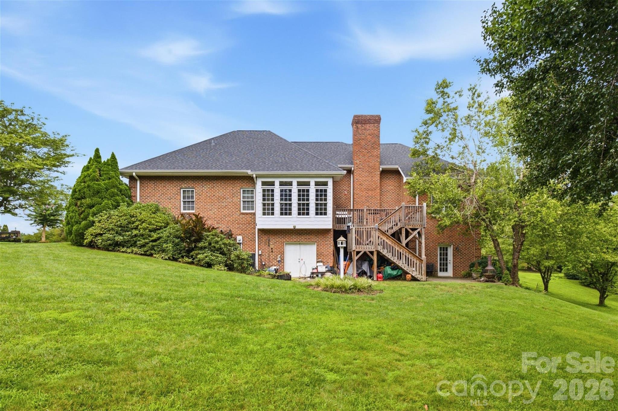 main property photo 29