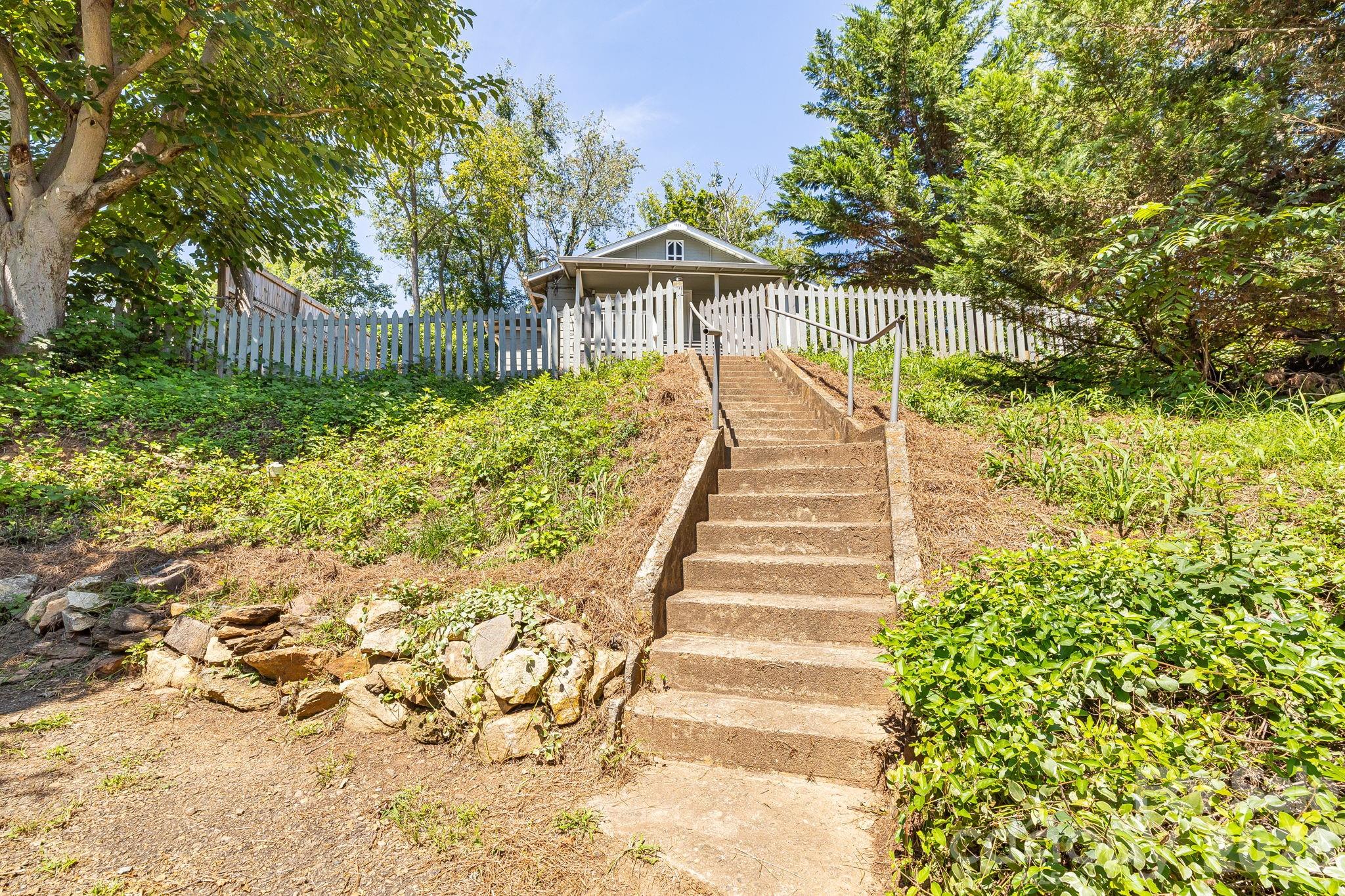 property viewer photo 21