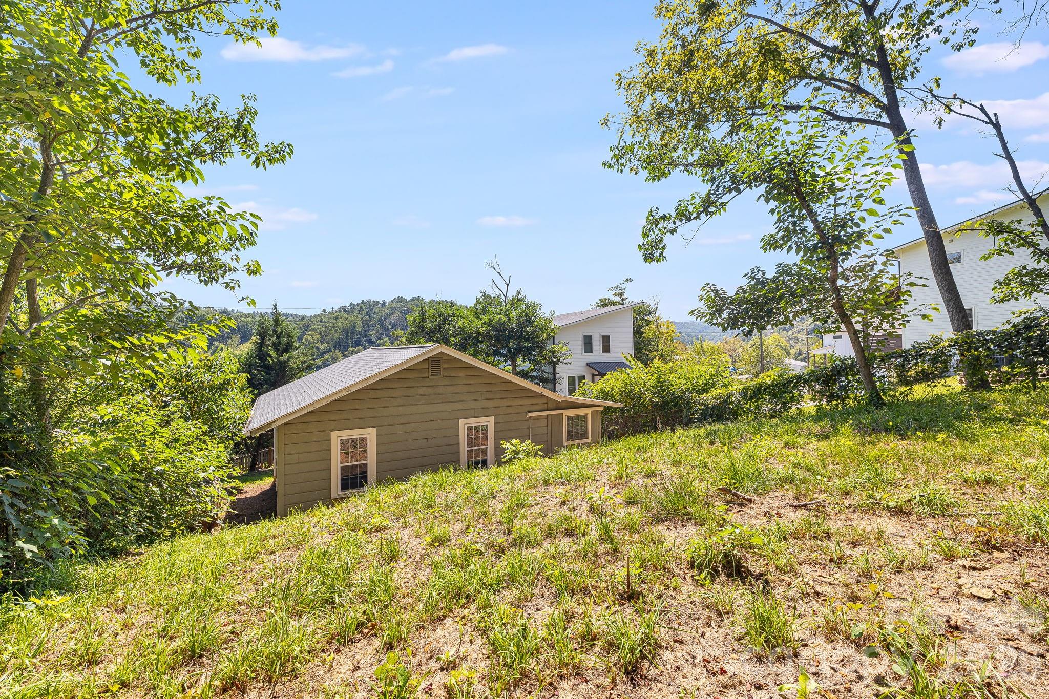 property viewer photo 27
