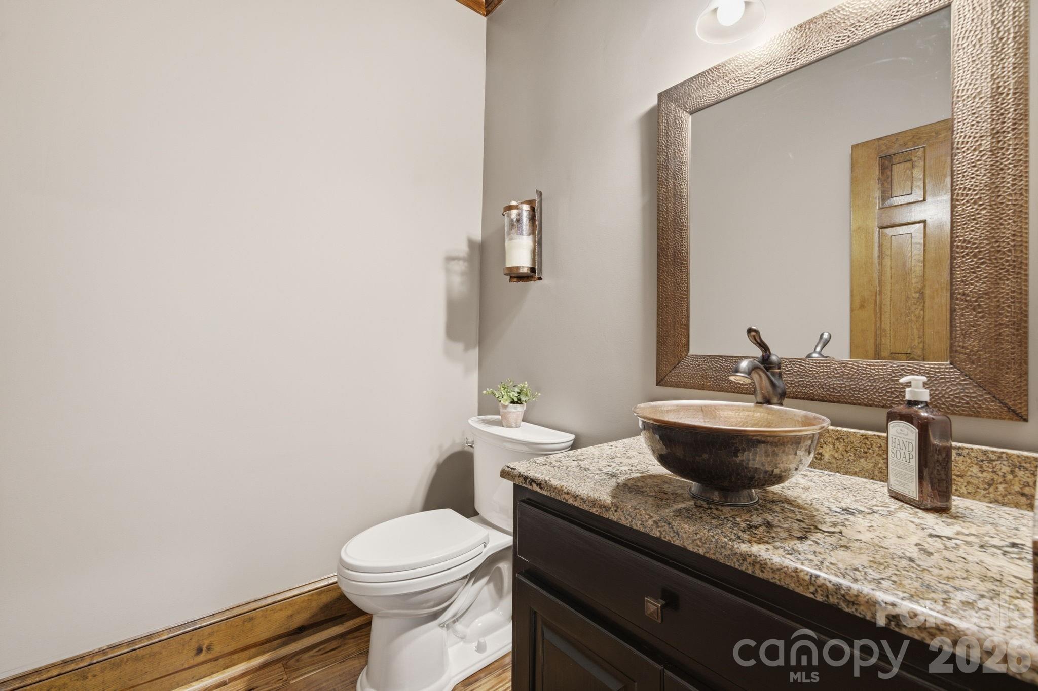 main property photo 29