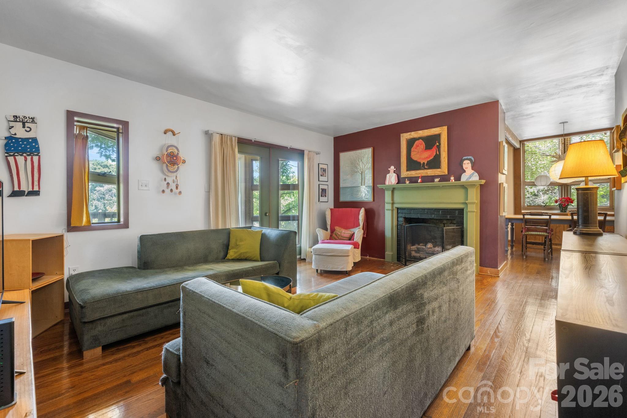 main property photo 6