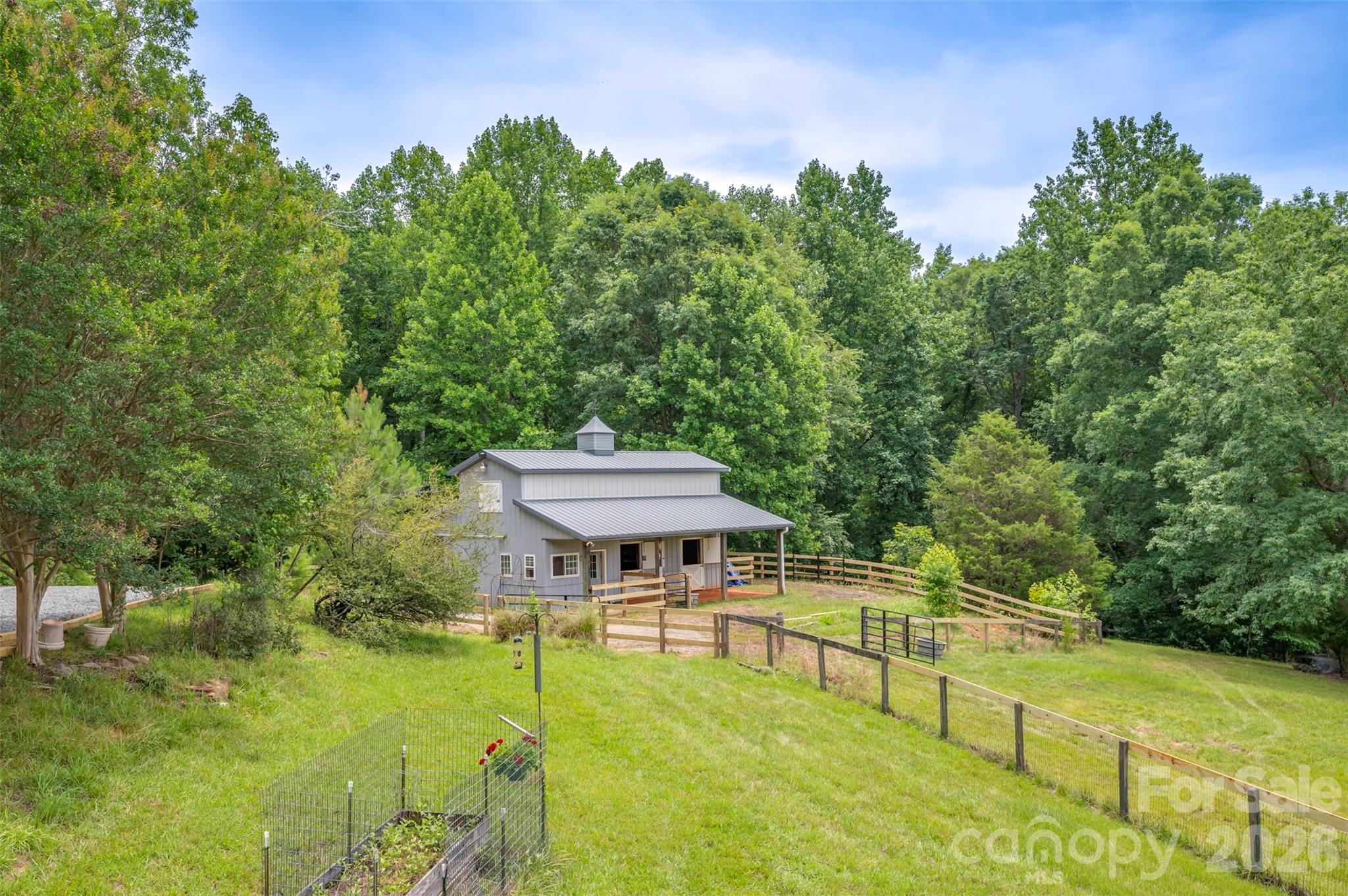main property photo 35