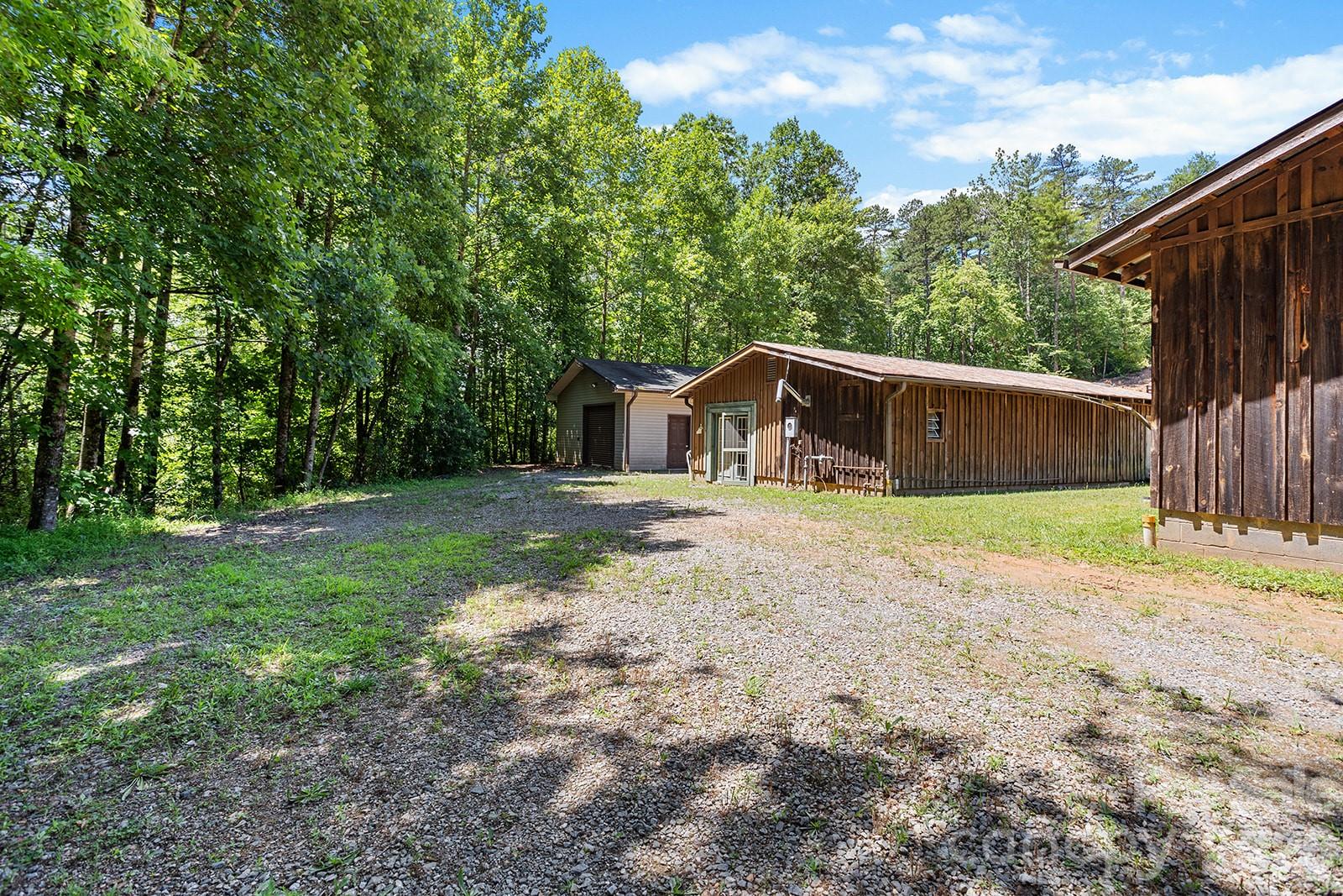 main property photo 20