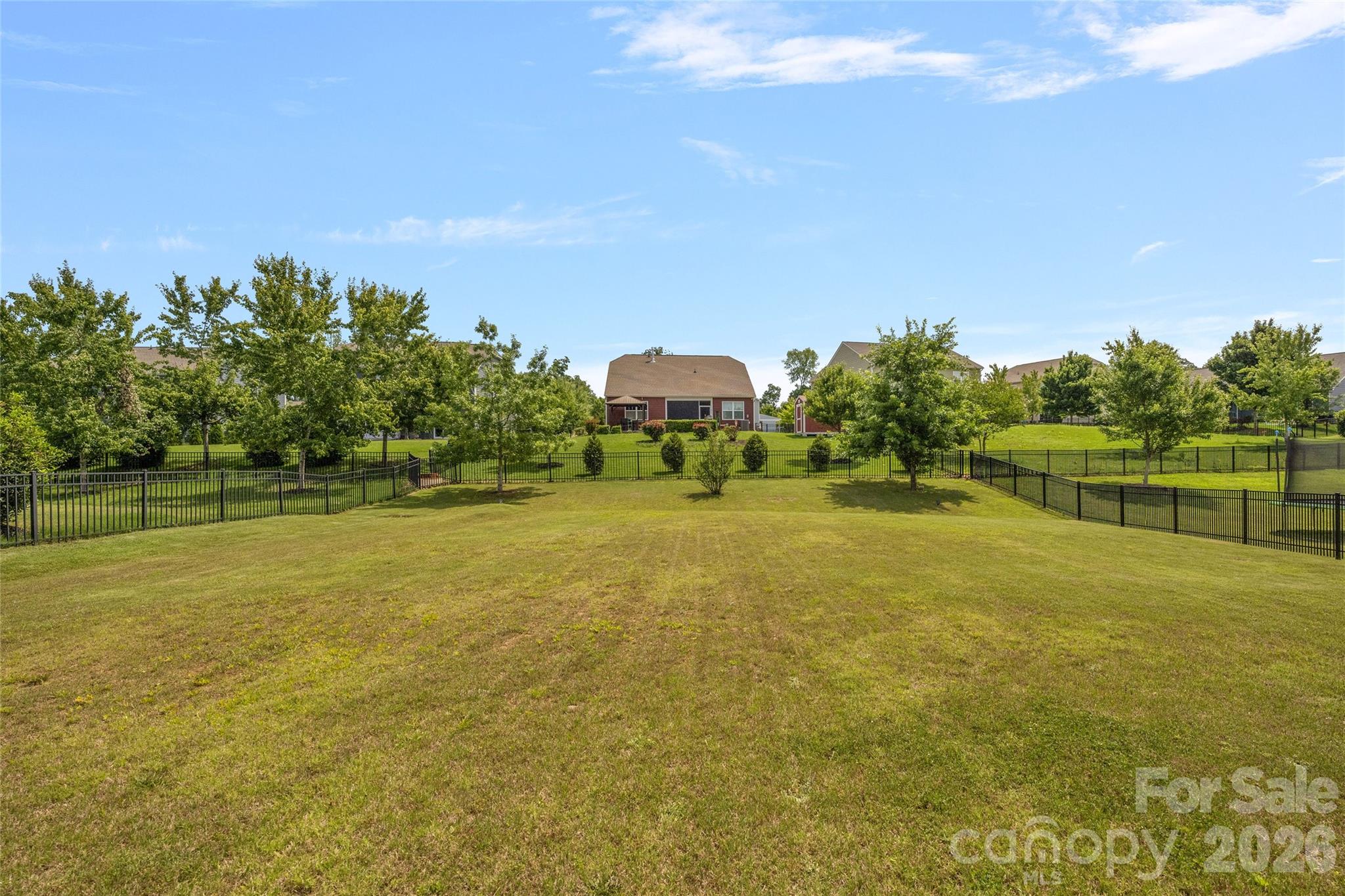 main property photo 40