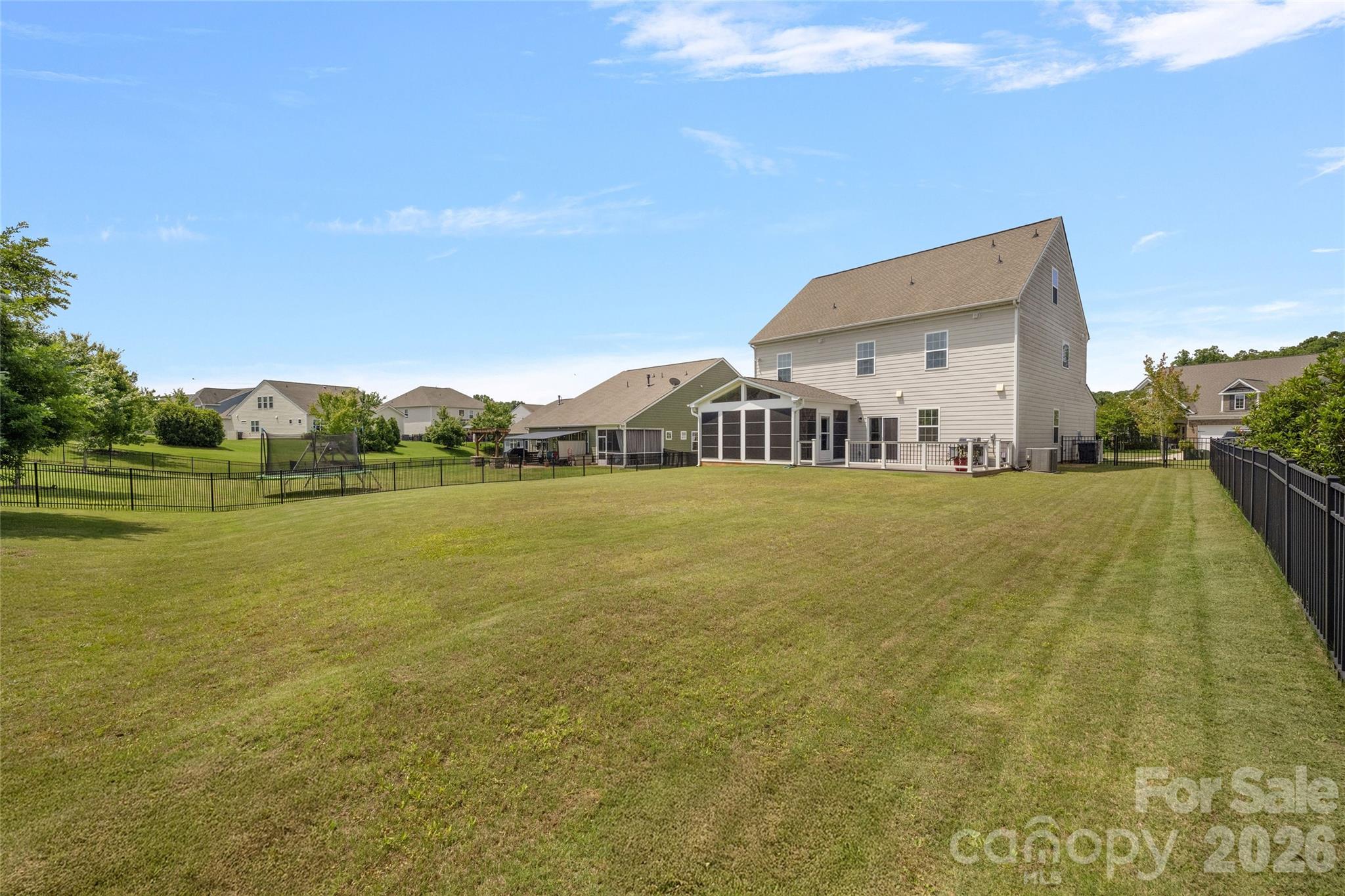 main property photo 41