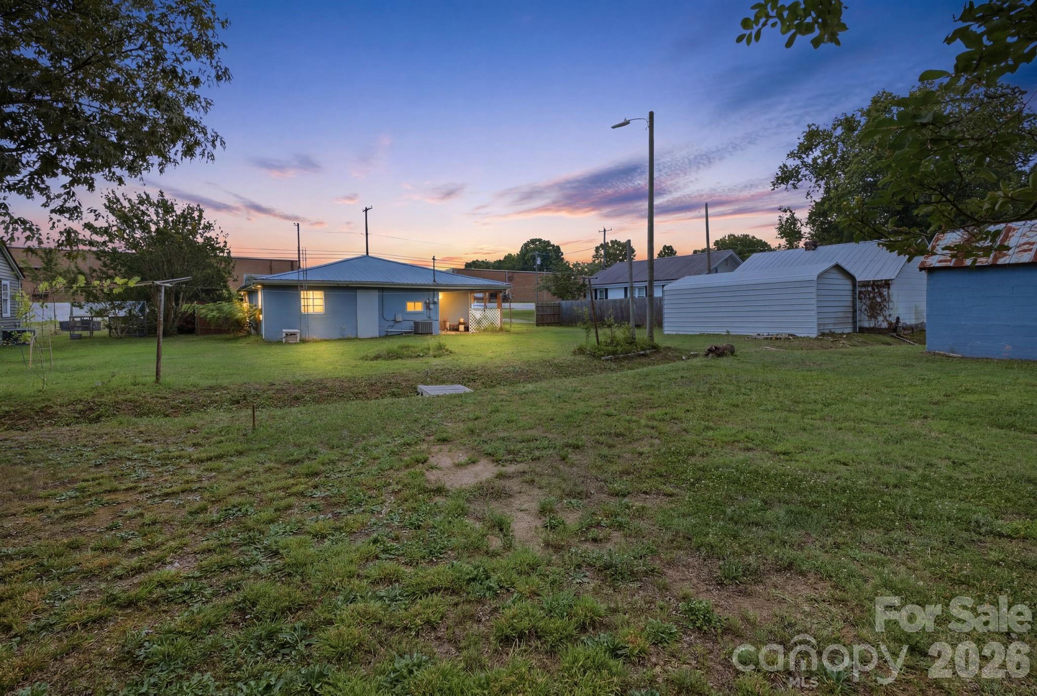 main property photo 34