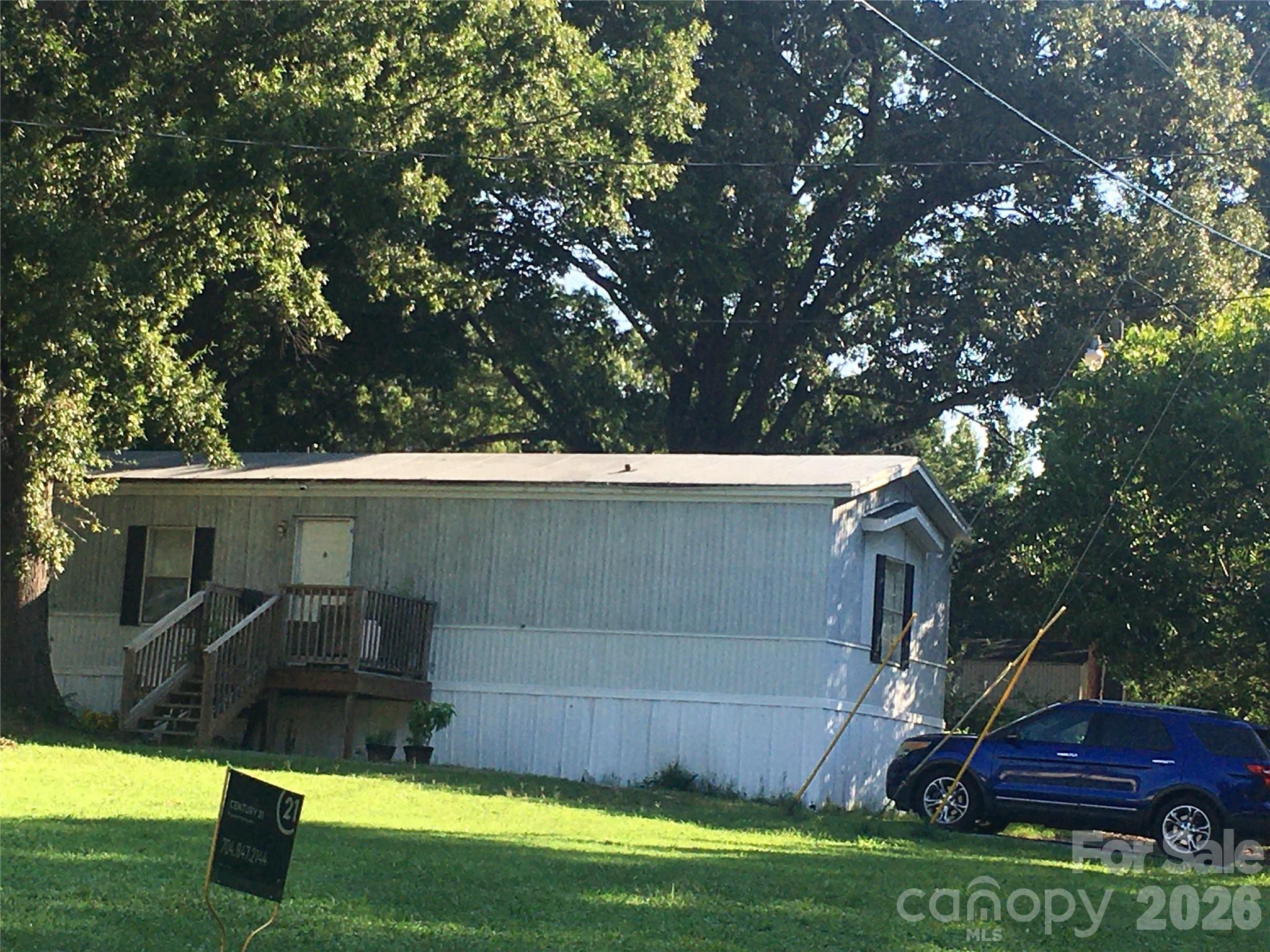 main property photo 14
