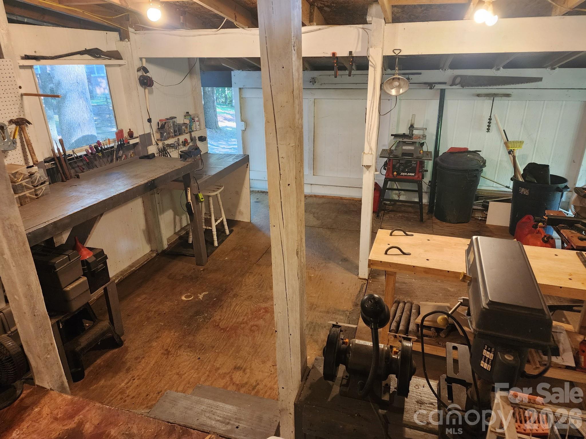 main property photo 46