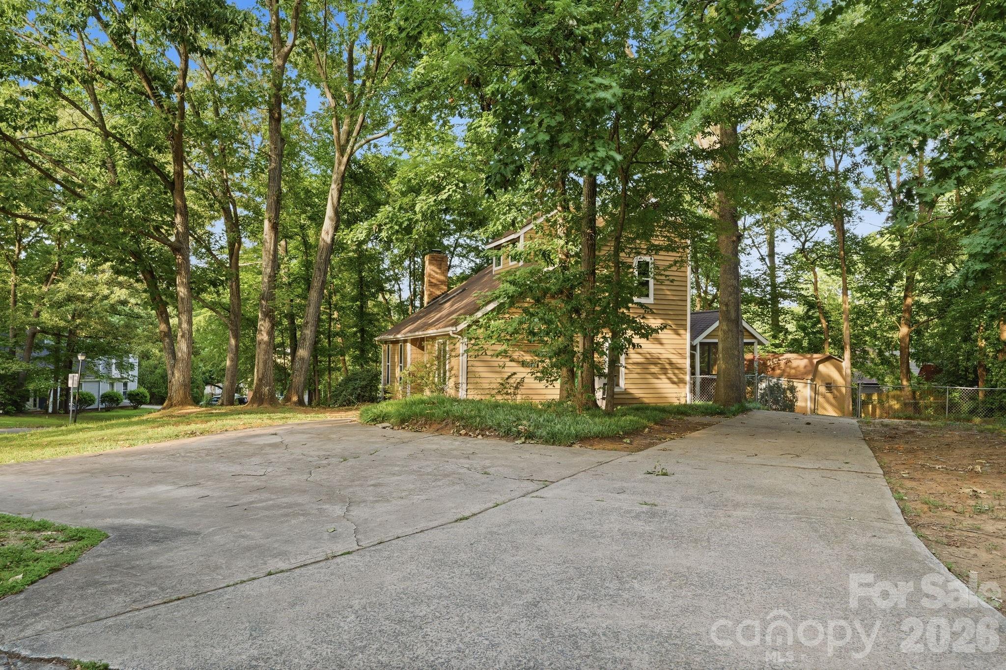 main property photo 22