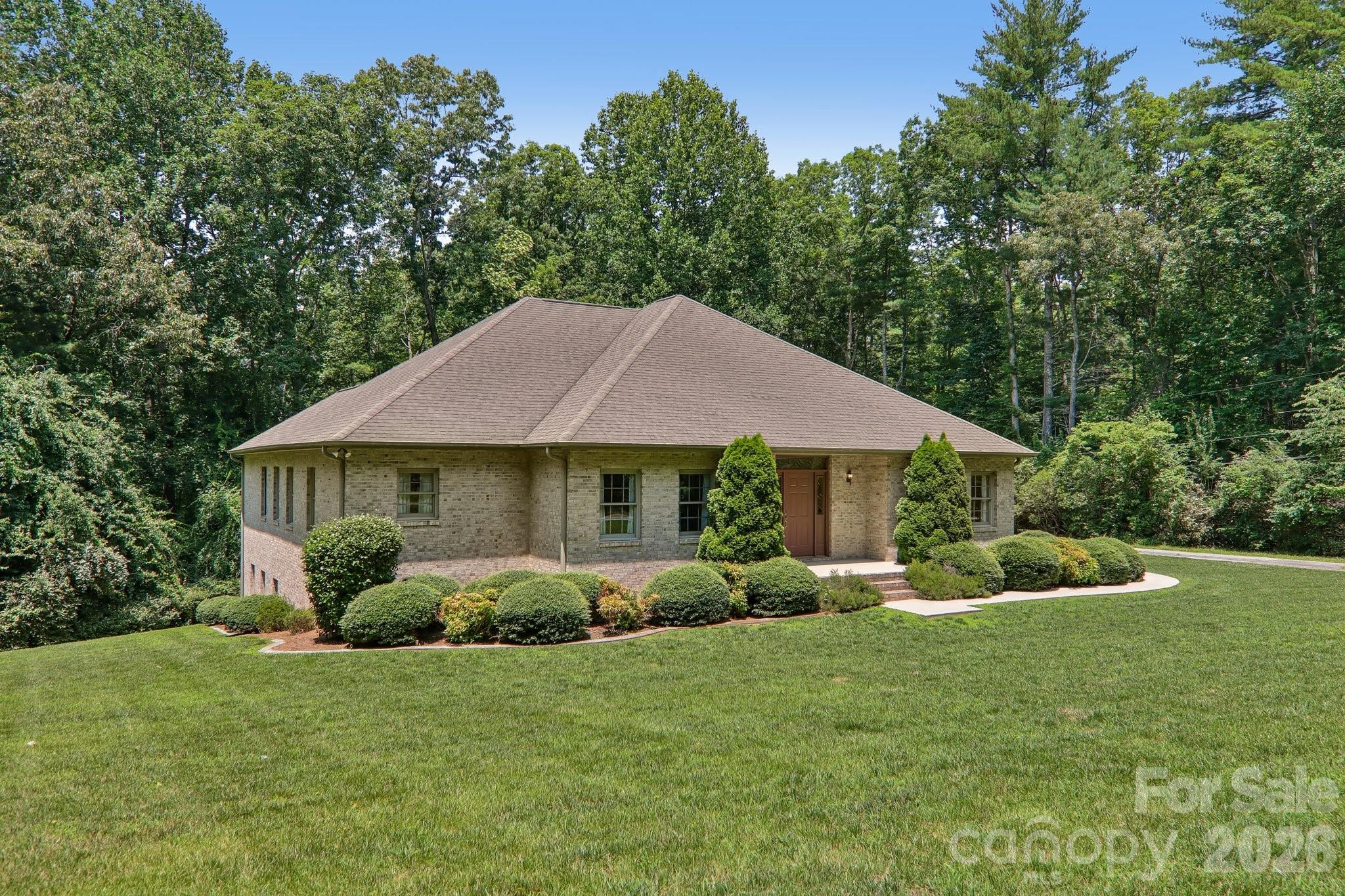 main property photo 34