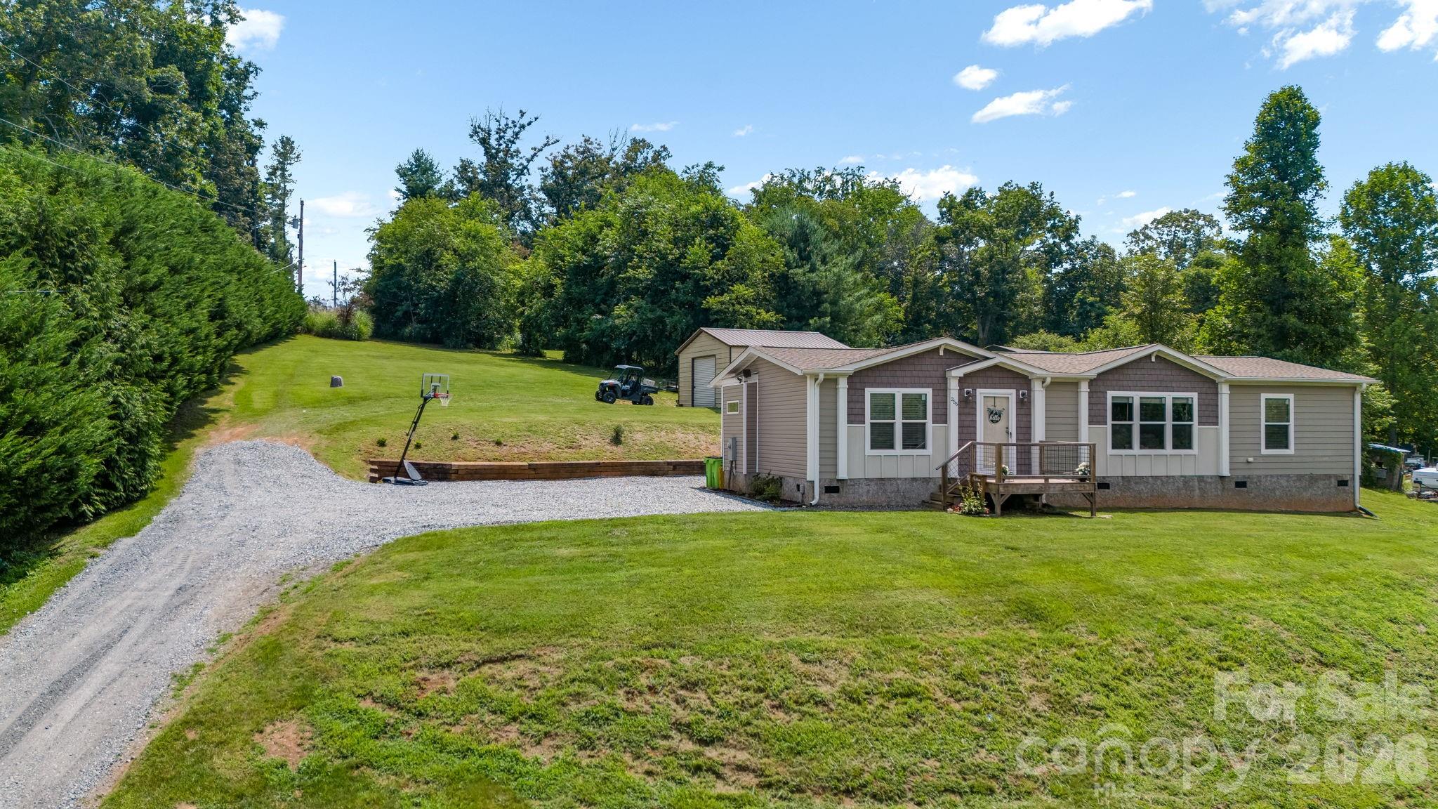 main property photo 37